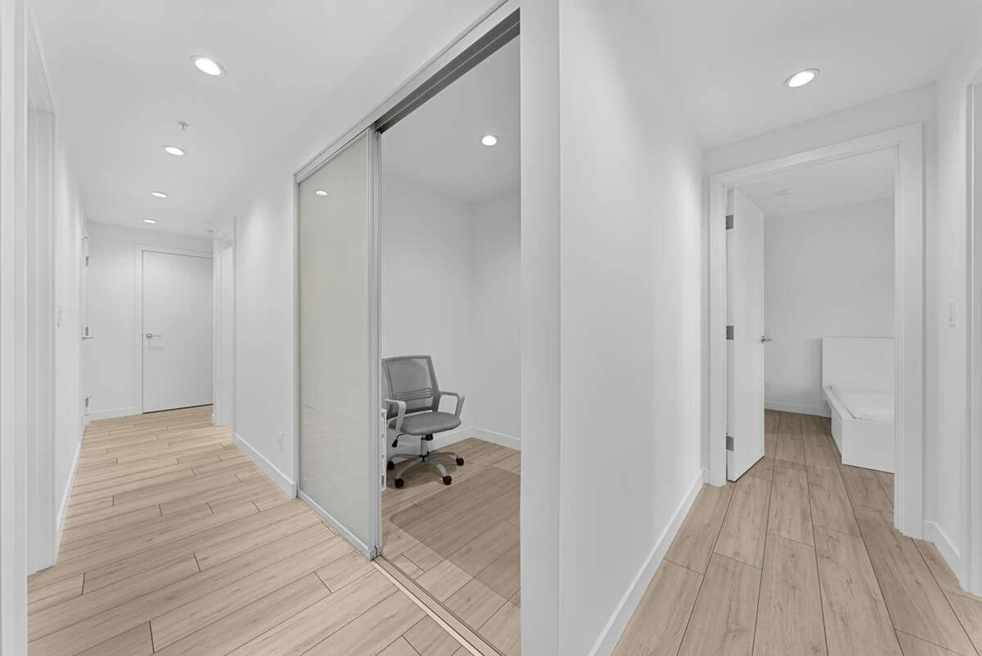 Property at #401 6080 MCKAY AVENUE, Burnaby, BC