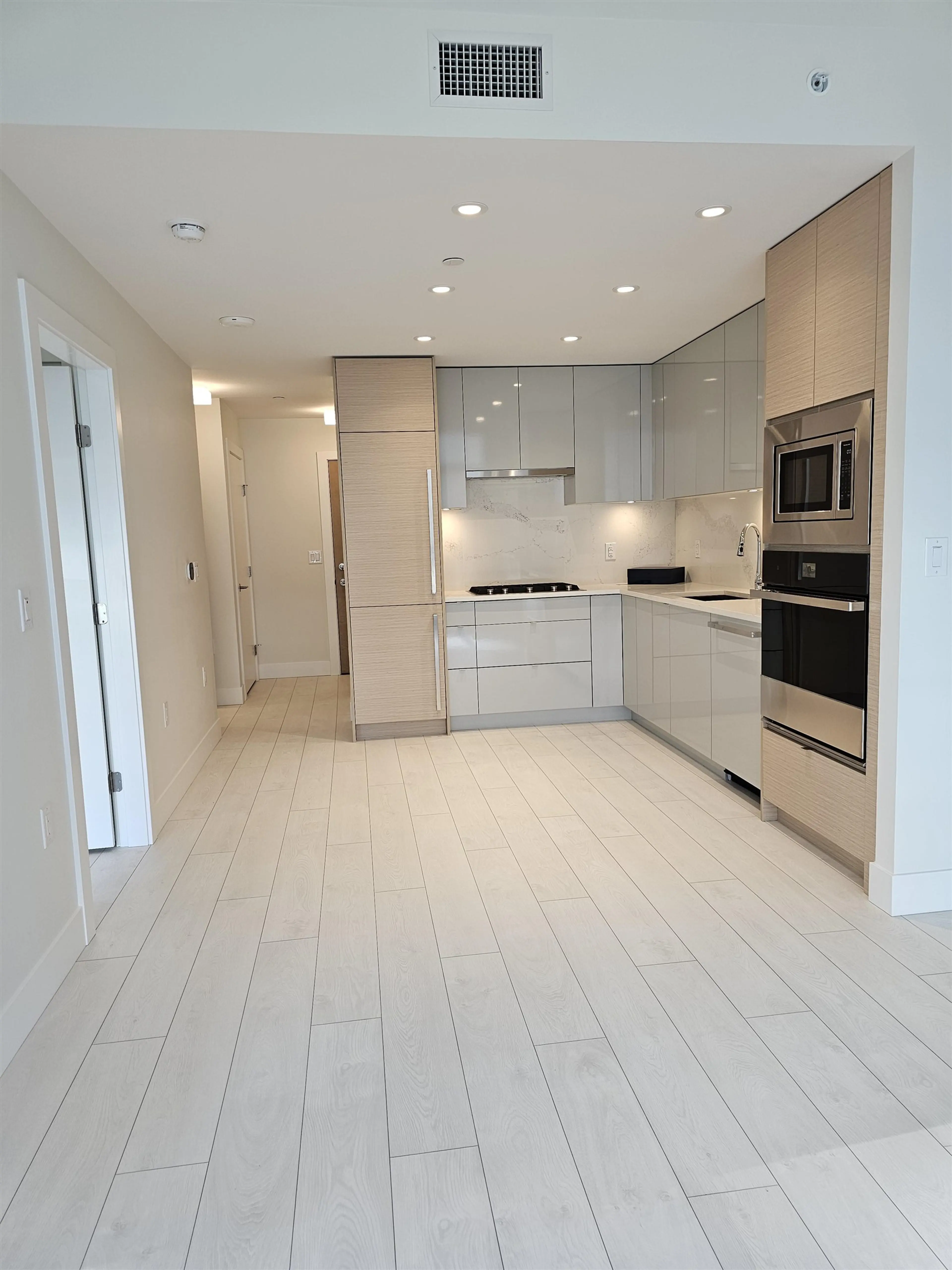 Property at #616 3438 SAWMILL CRESCENT, Vancouver, BC