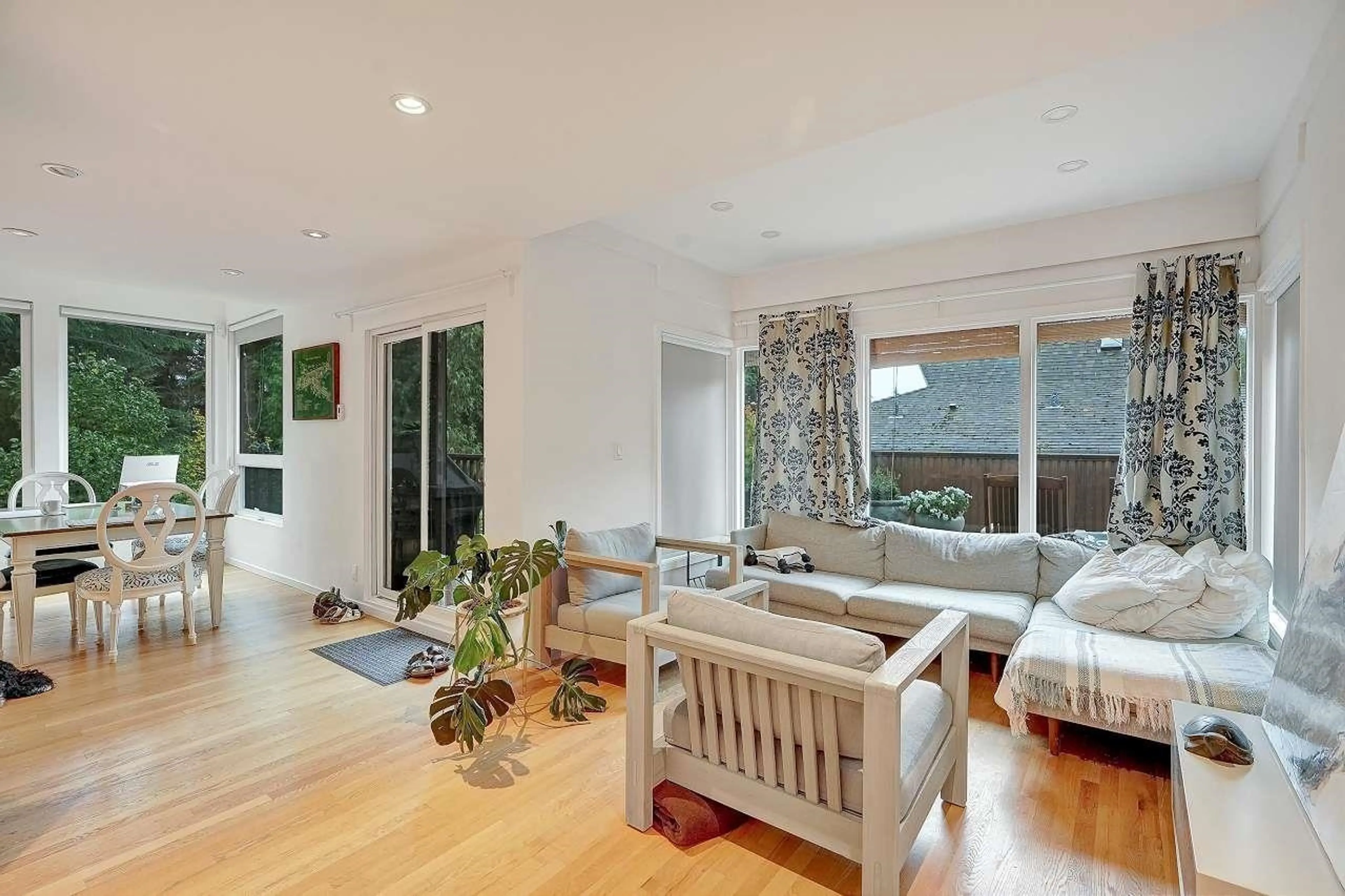 Property at 5344 CLIFFRIDGE AVENUE, North Vancouver, BC