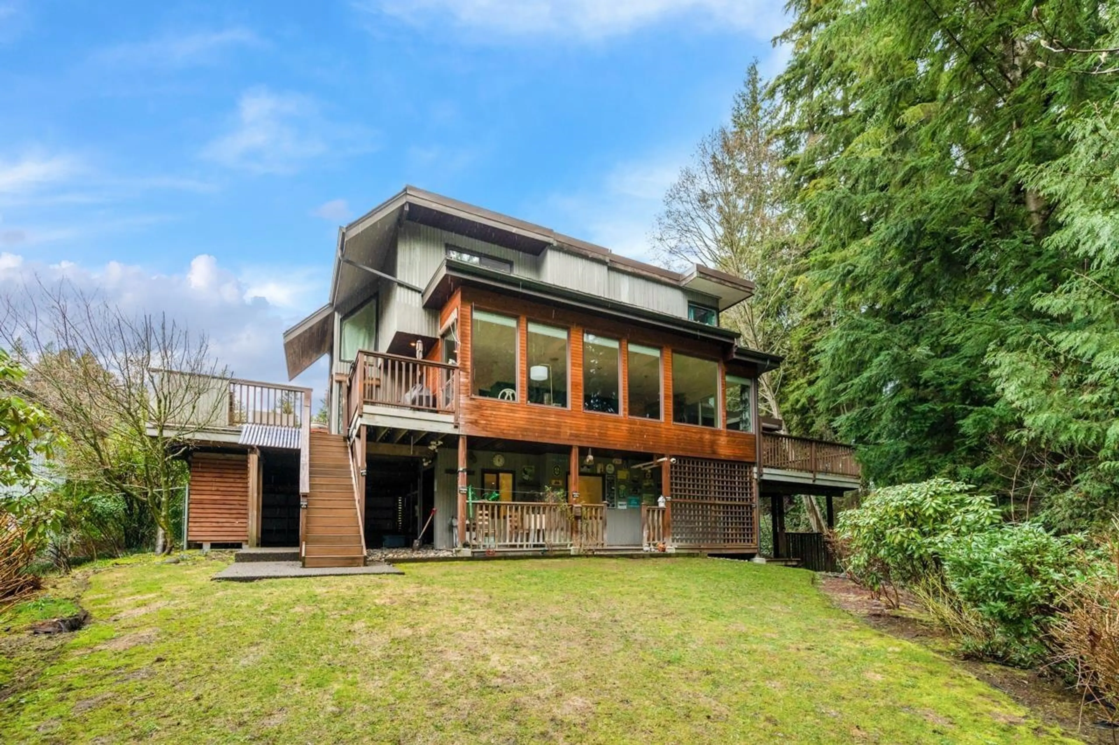 Property at 5344 CLIFFRIDGE AVENUE, North Vancouver, BC