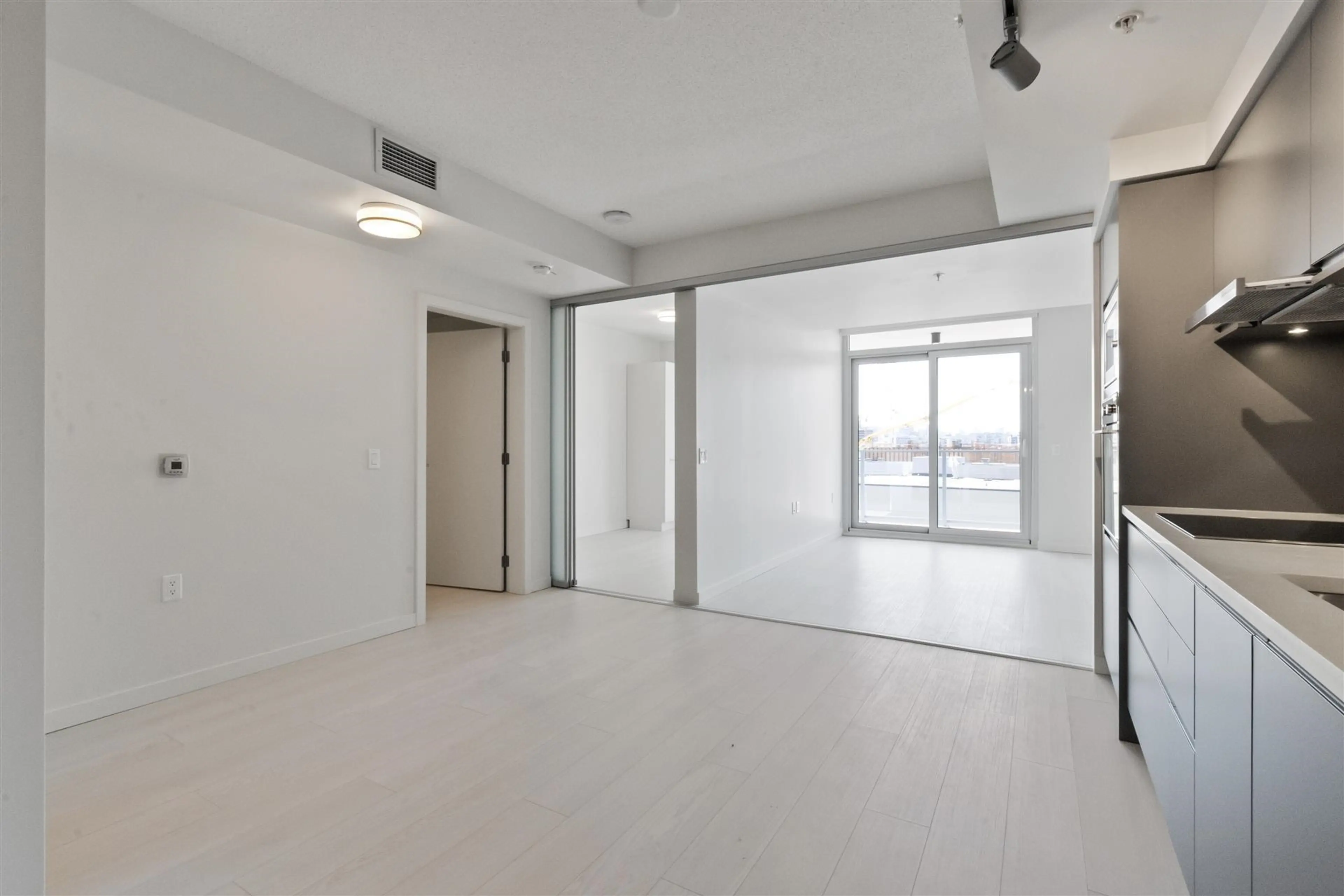Property at #727 180 E 2ND AVENUE, Vancouver, BC