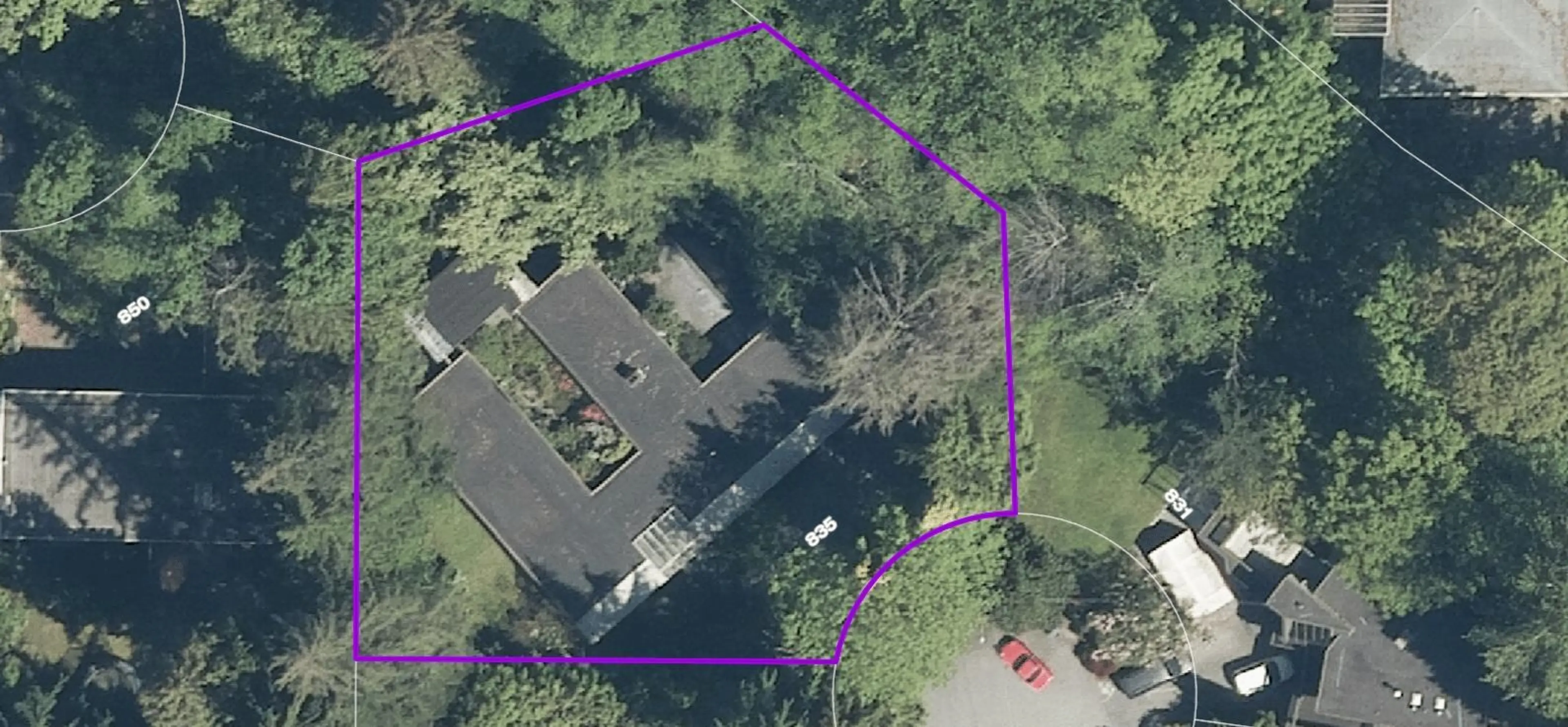 Property at 835 WILDWOOD PLACE, West Vancouver, BC