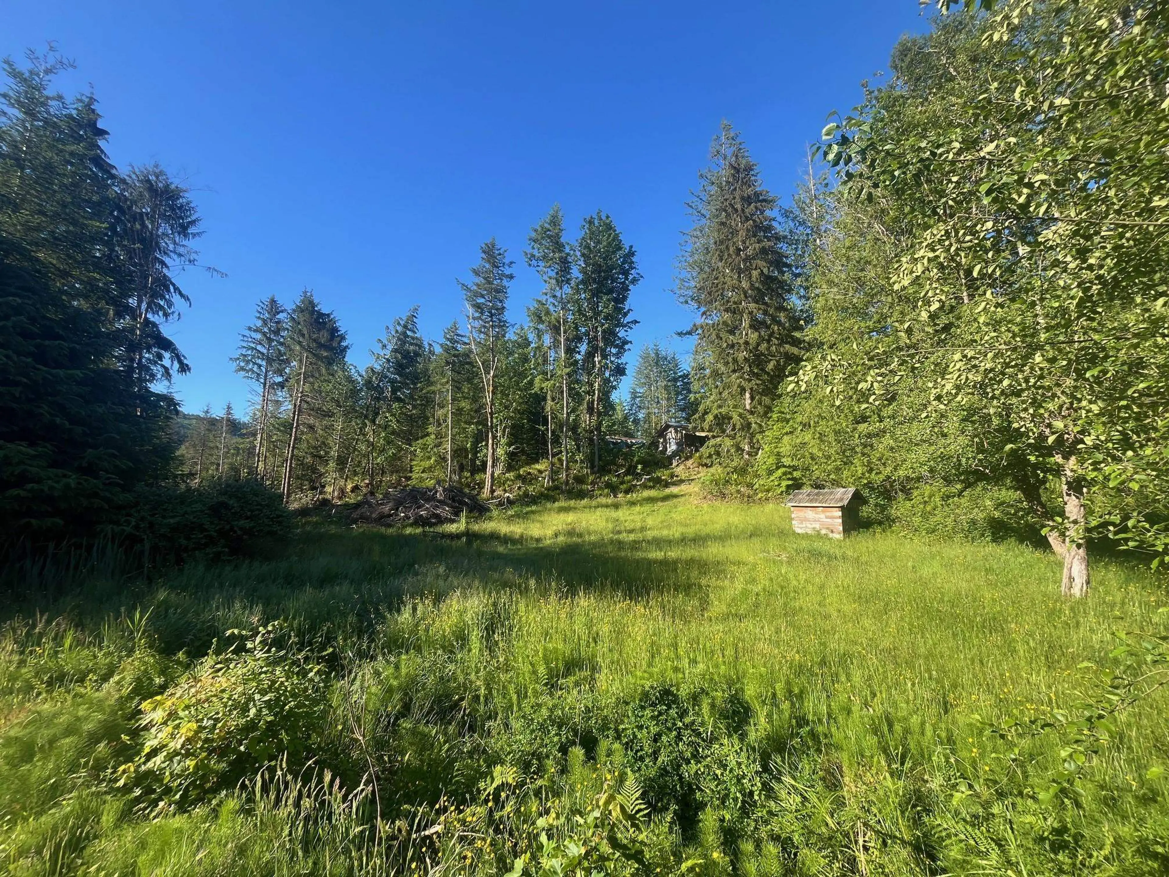 Property at 13524 SUNSHINE COAST HIGHWAY, Madeira Park, BC