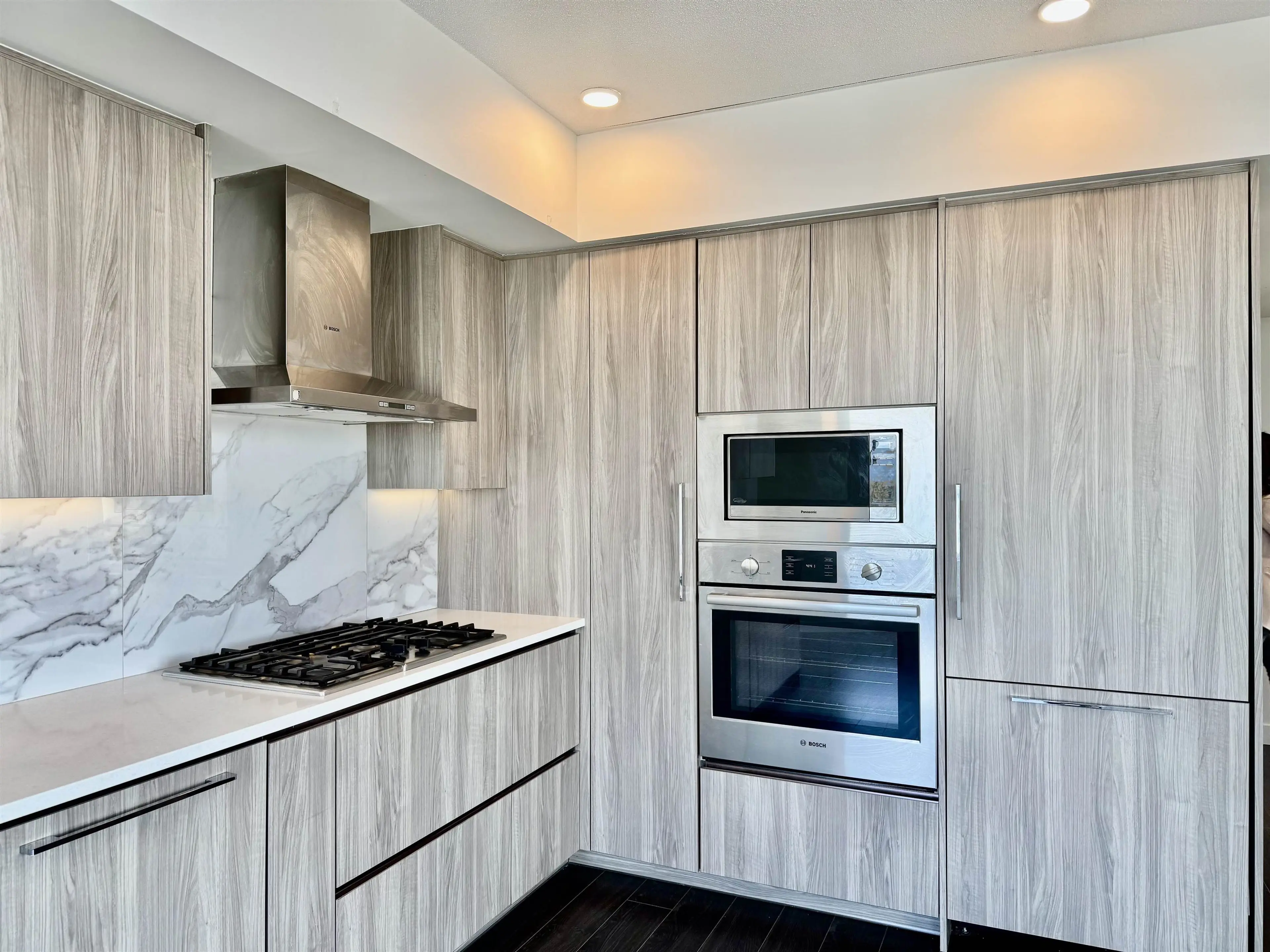 Property at #3304 9887 WHALLEY BOULEVARD, Surrey, BC