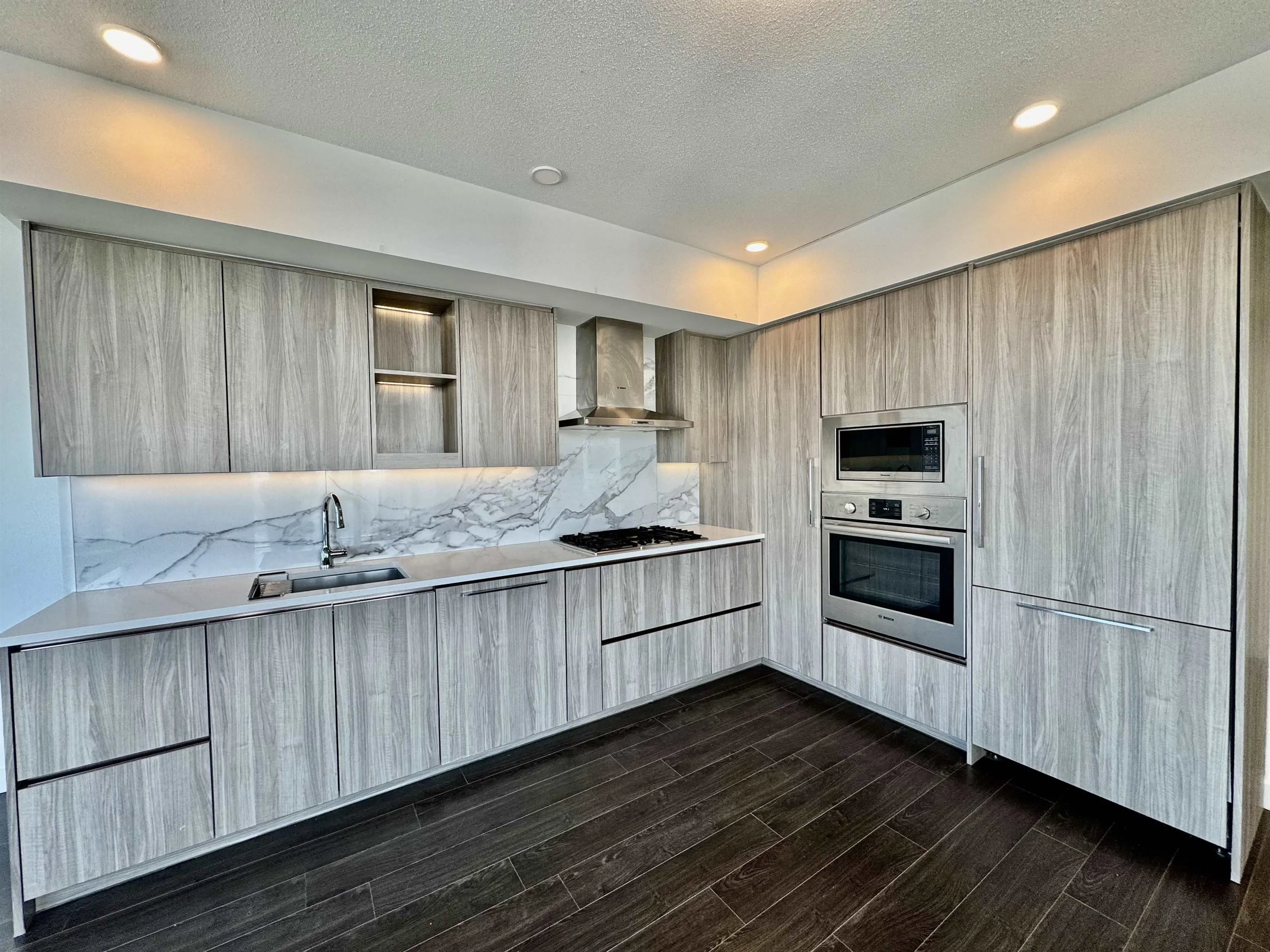 Property at #3304 9887 WHALLEY BOULEVARD, Surrey, BC