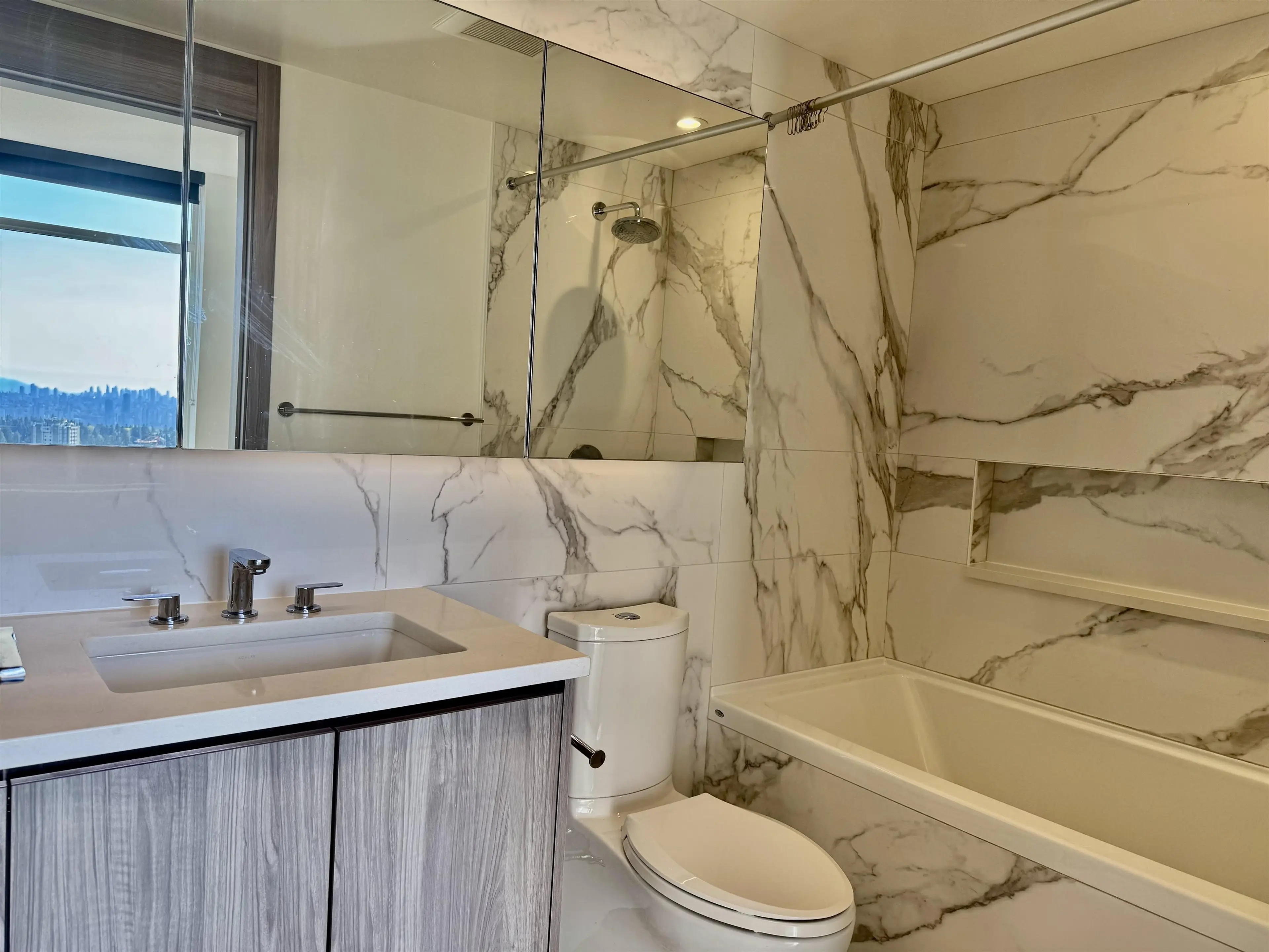 Property at #3304 9887 WHALLEY BOULEVARD, Surrey, BC