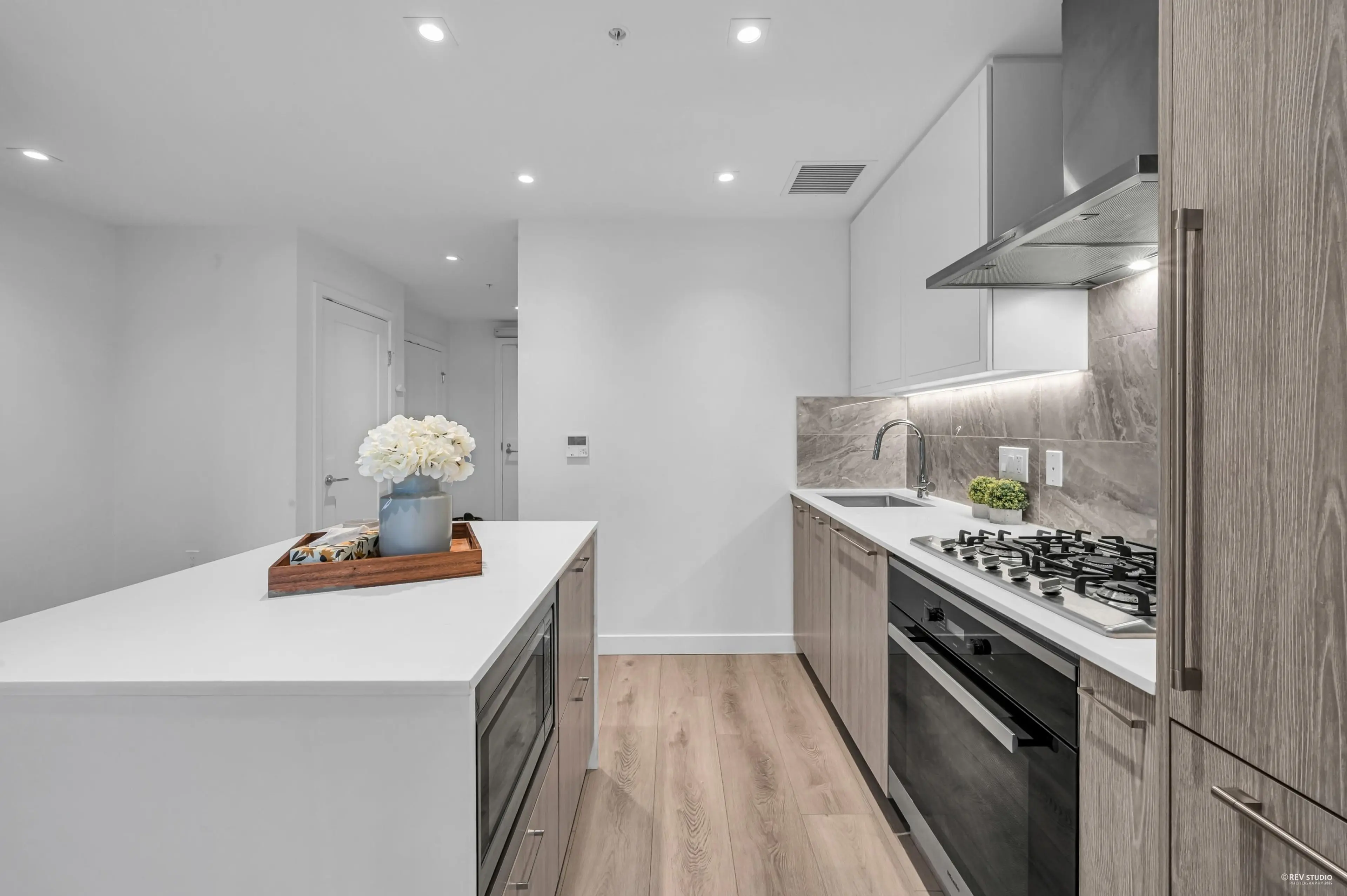 Property at #602 2288 ALPHA AVENUE, Burnaby, BC