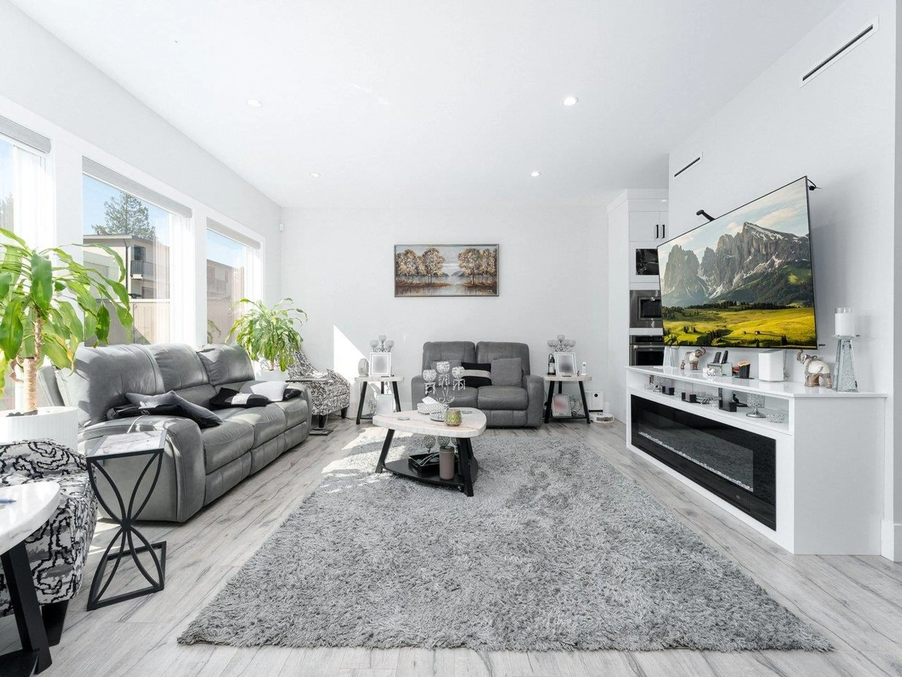 Property at 14477 101 AVENUE, Surrey, BC