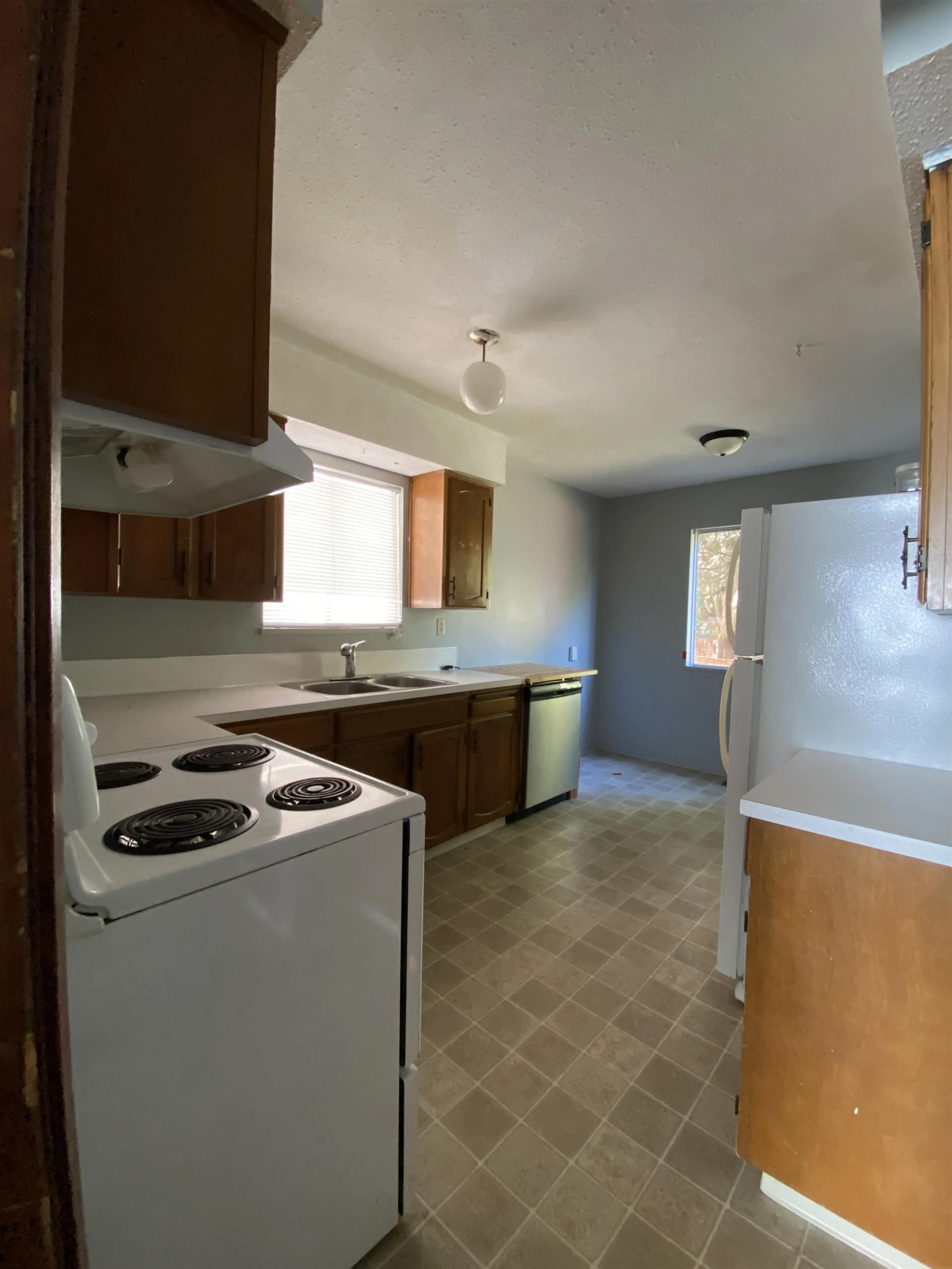 Property at 15855 VINE AVENUE, White Rock, BC