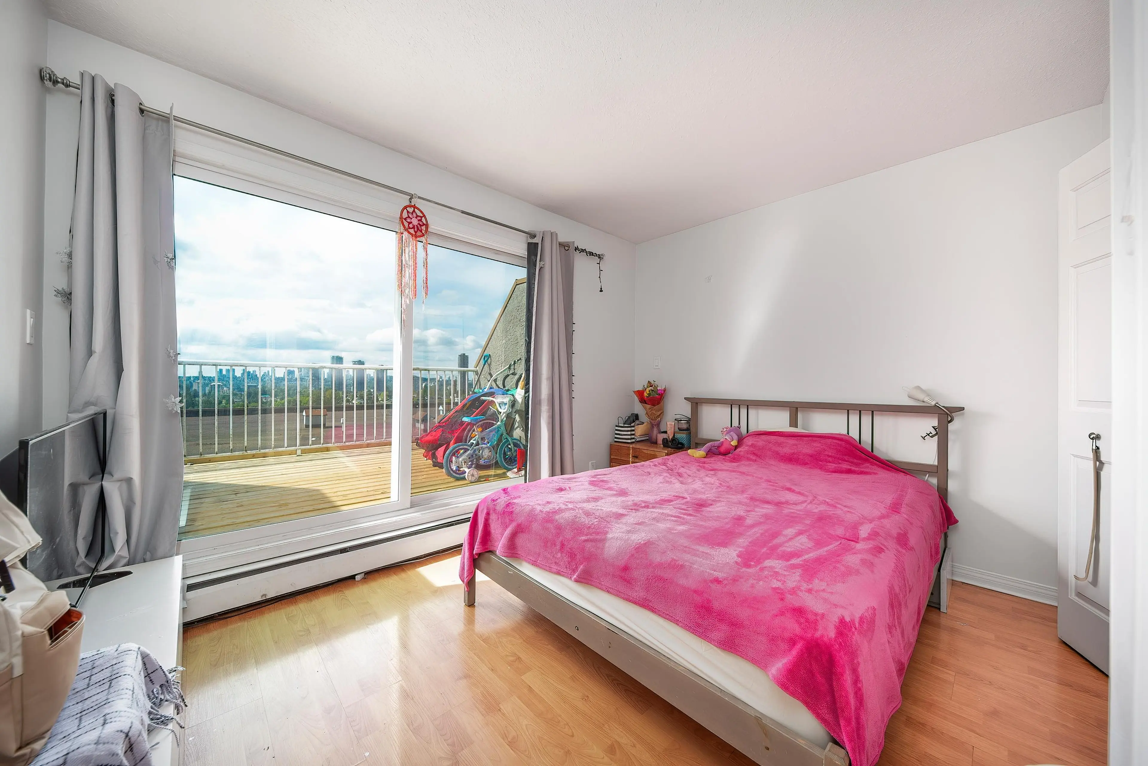 Property at 5146 HASTINGS STREET, Burnaby, BC