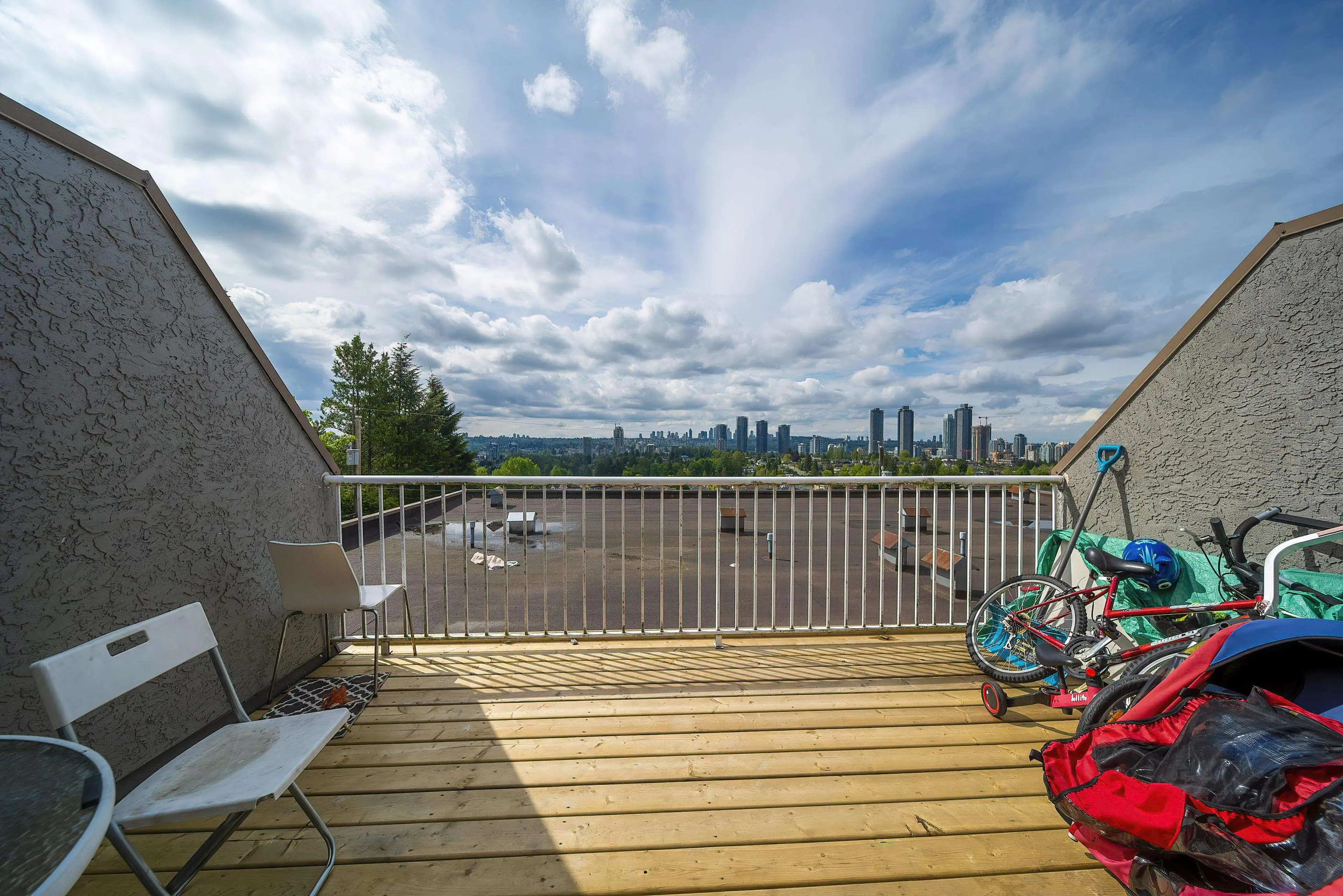 Property at 5146 HASTINGS STREET, Burnaby, BC