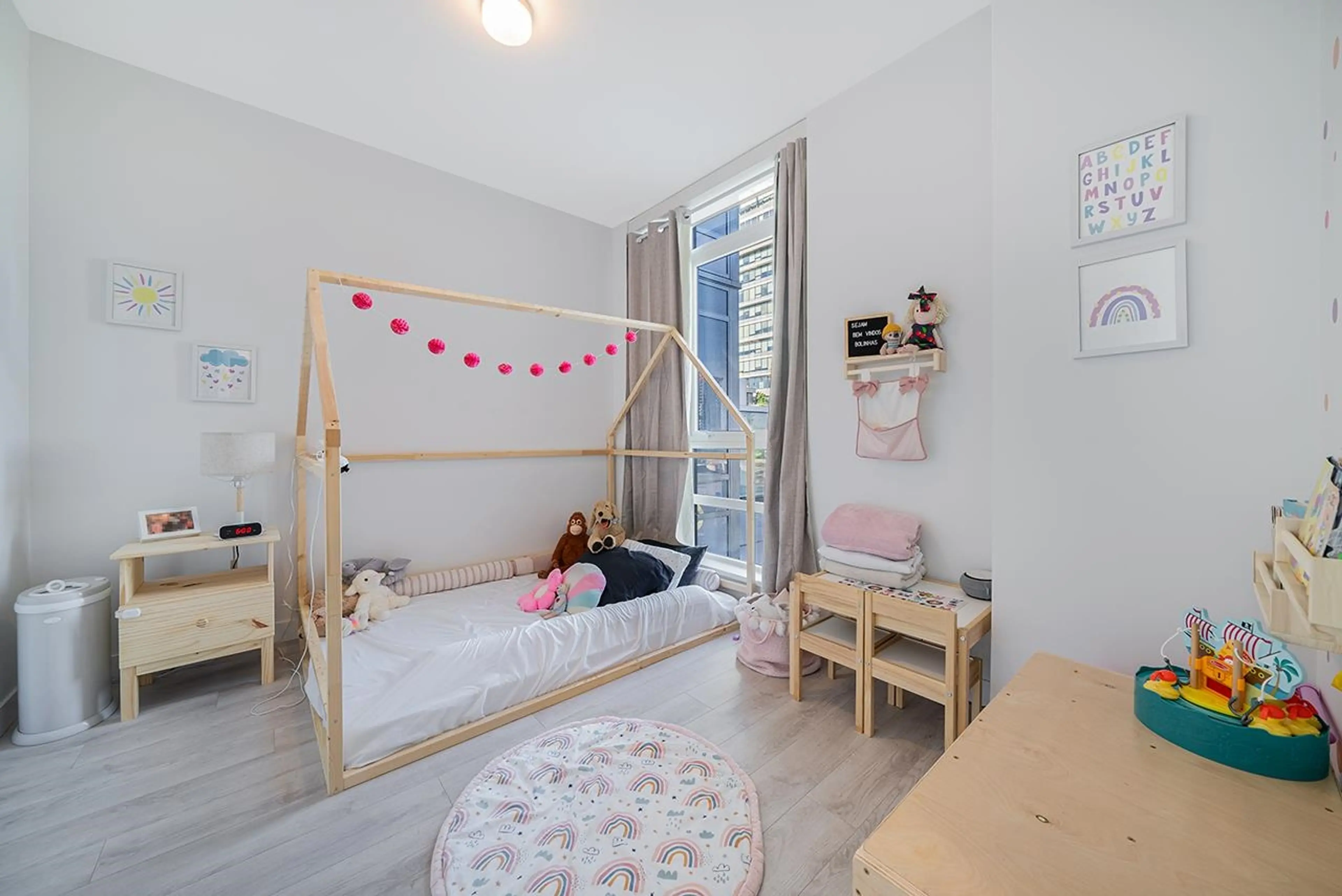 Property at #305 2085 SKYLINE COURT, Burnaby, BC