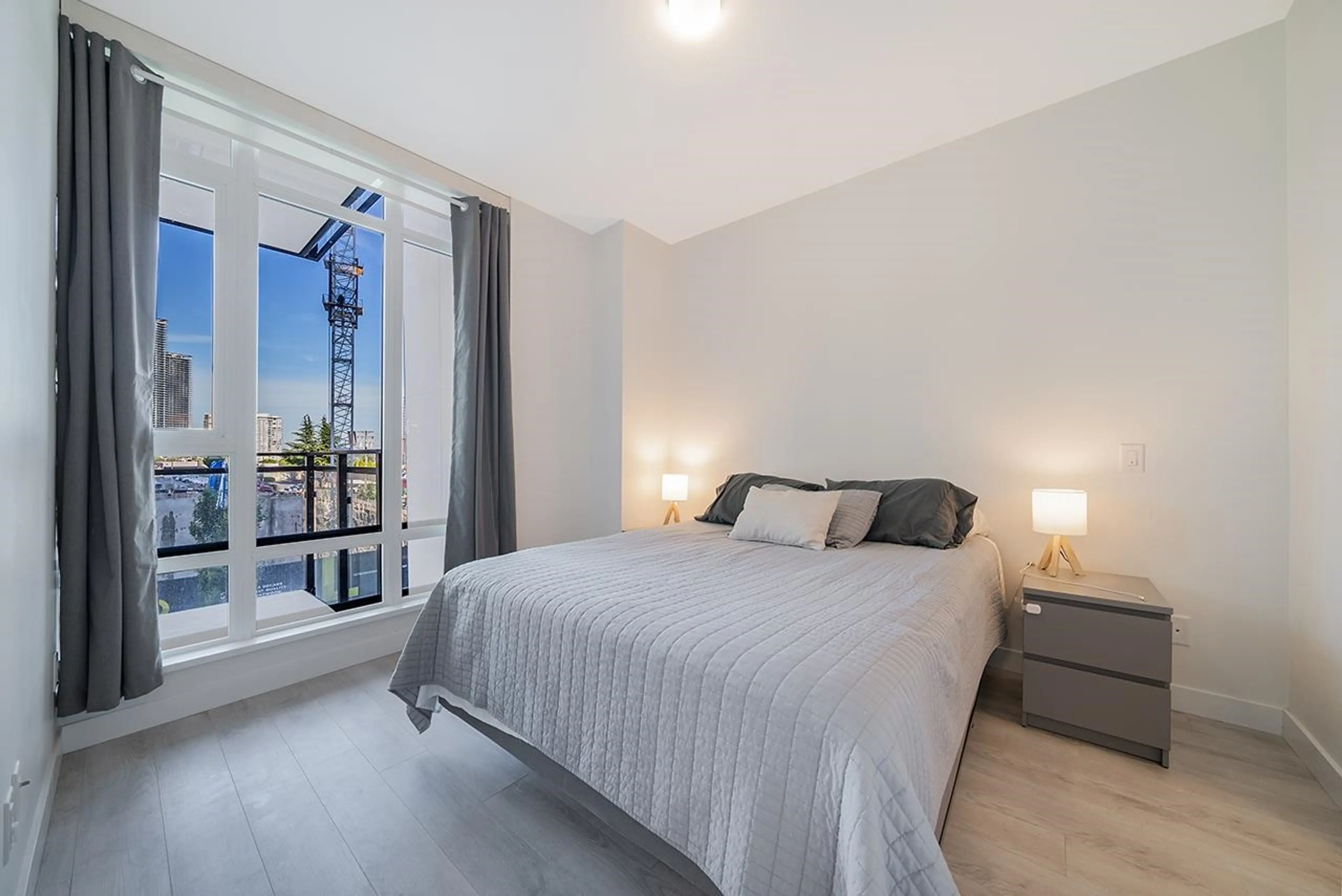 Property at #305 2085 SKYLINE COURT, Burnaby, BC