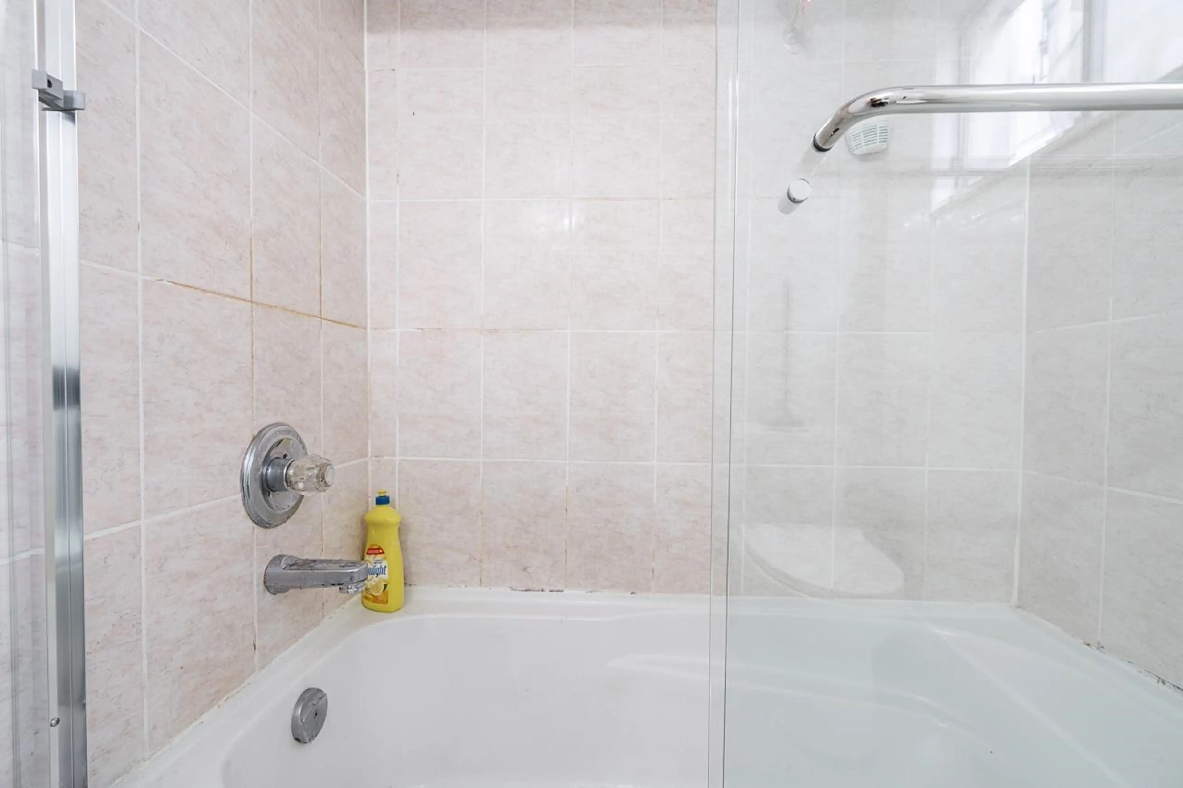 Property at 882 E 63RD AVENUE, Vancouver, BC