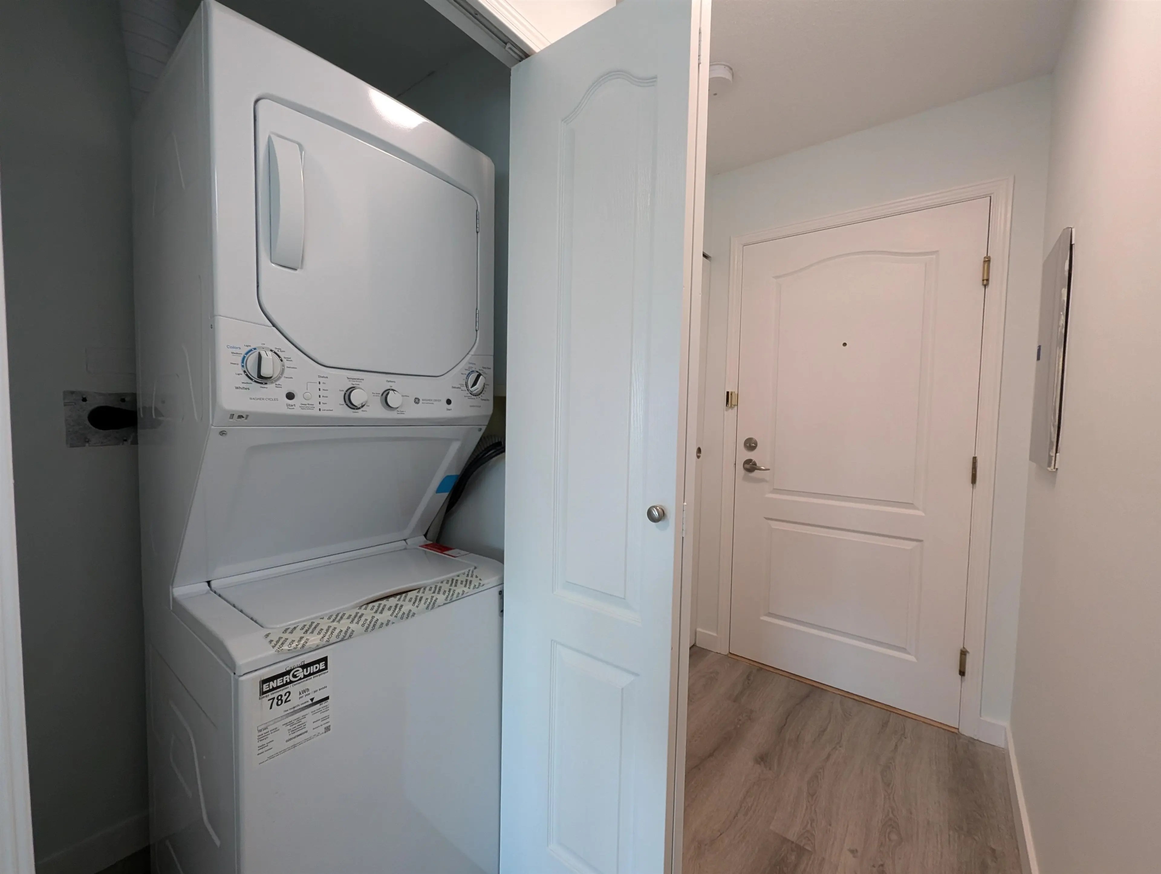 Property at #904 6119 COONEY ROAD, Richmond, BC