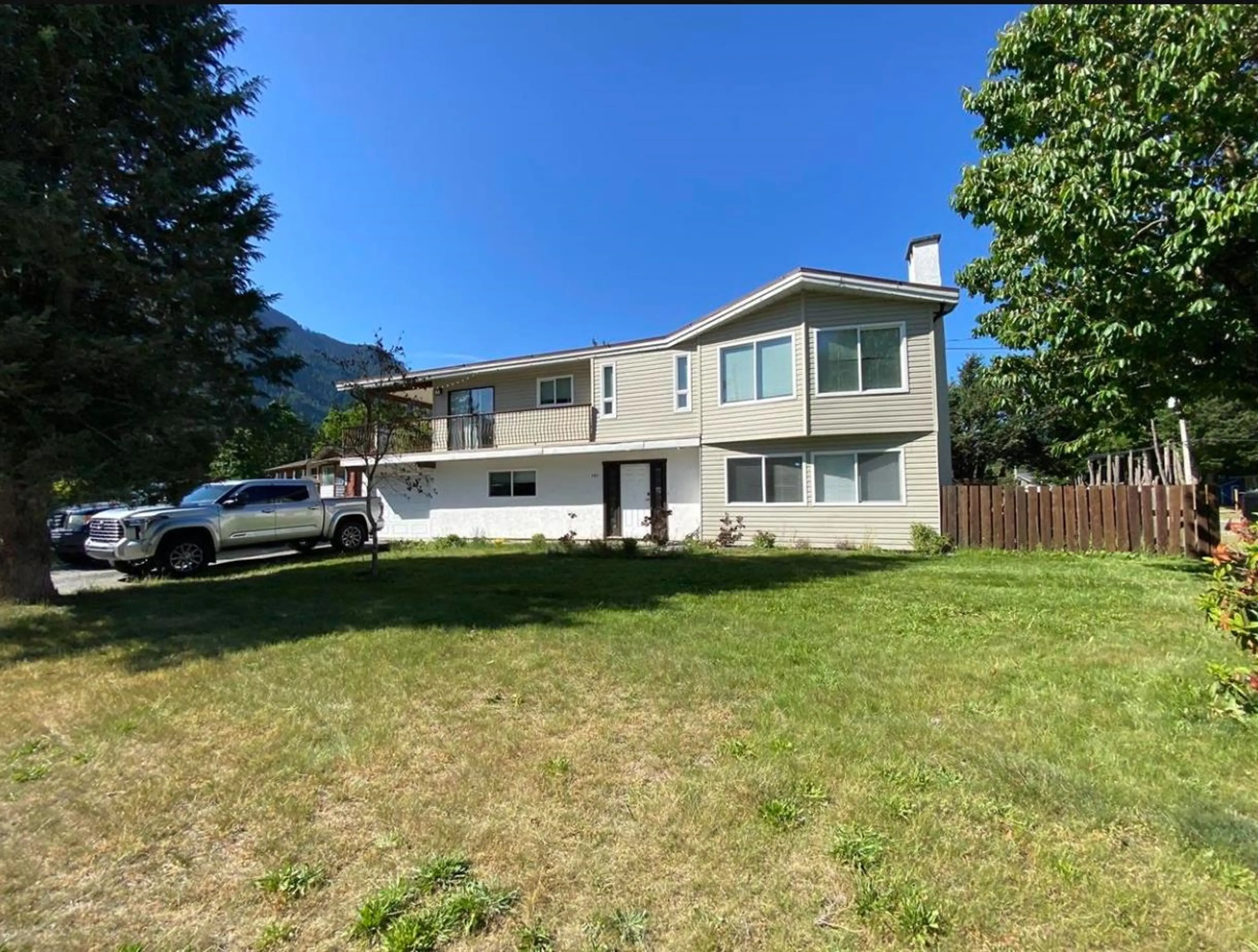 Property at 385 FERRY LANDING PLACE, Hope, BC