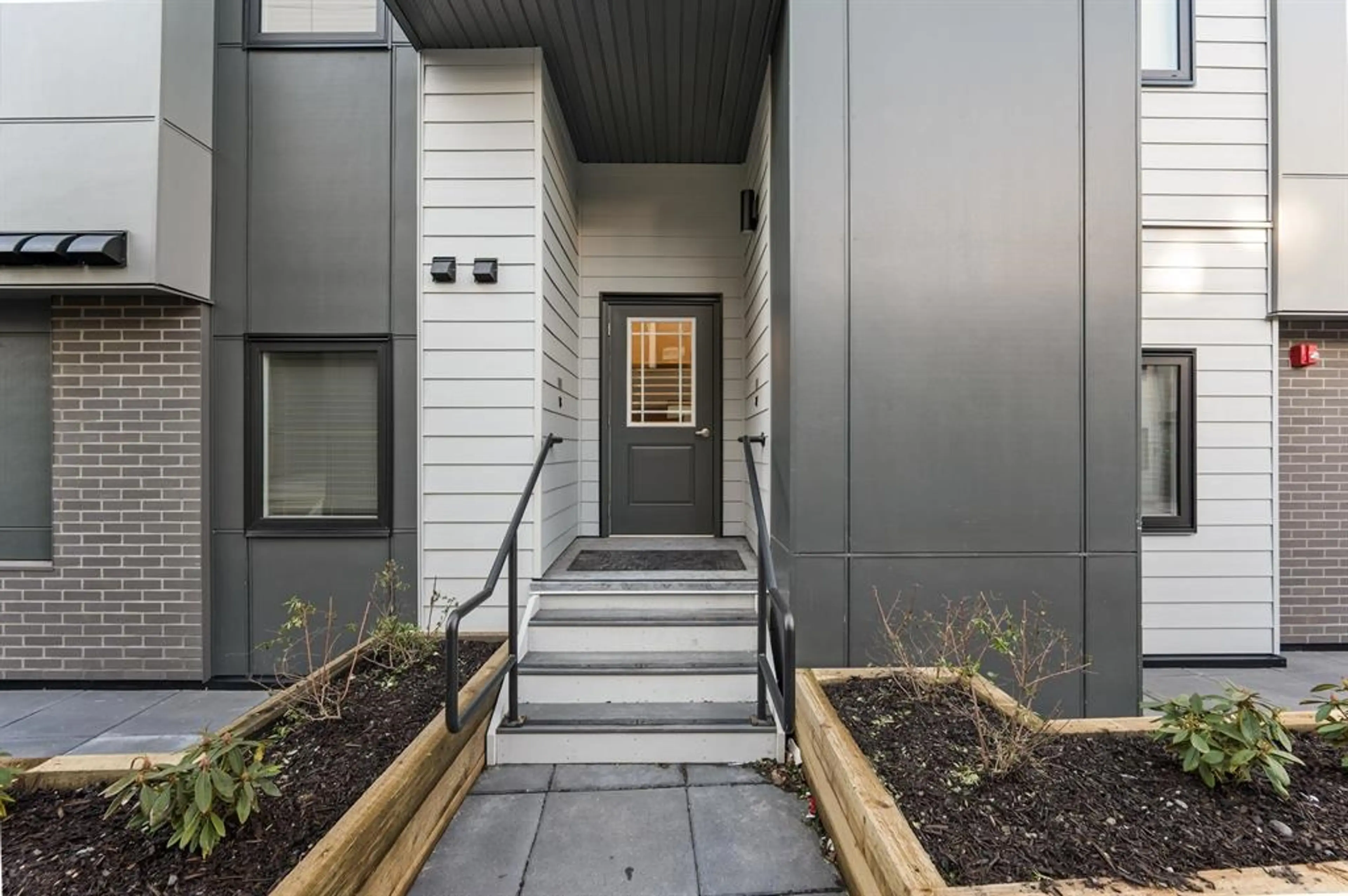 Property at #15 1419 MCCALLUM ROAD, Abbotsford, BC