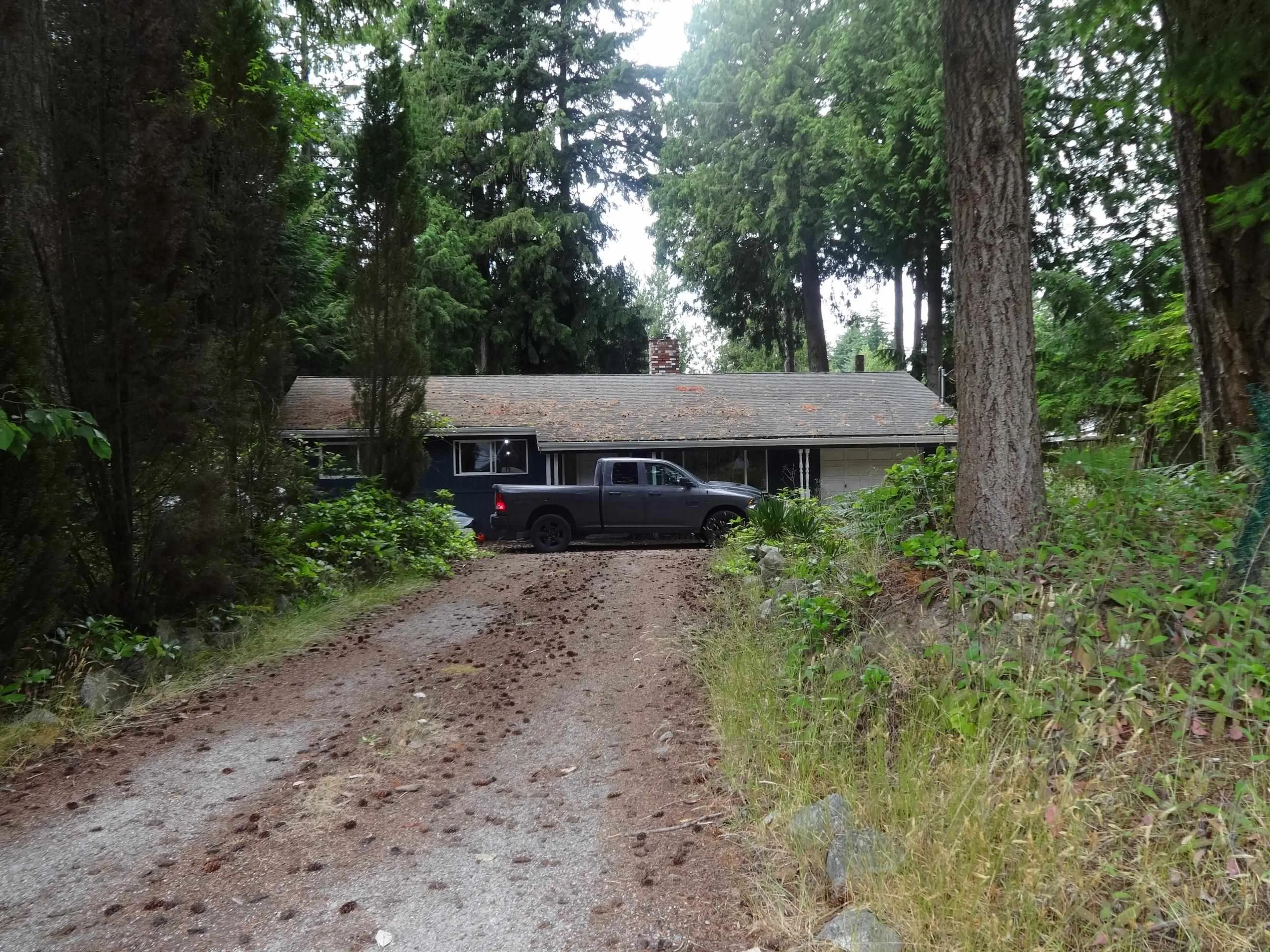 Property at 8161 WESTWOOD ROAD, Halfmoon Bay, BC