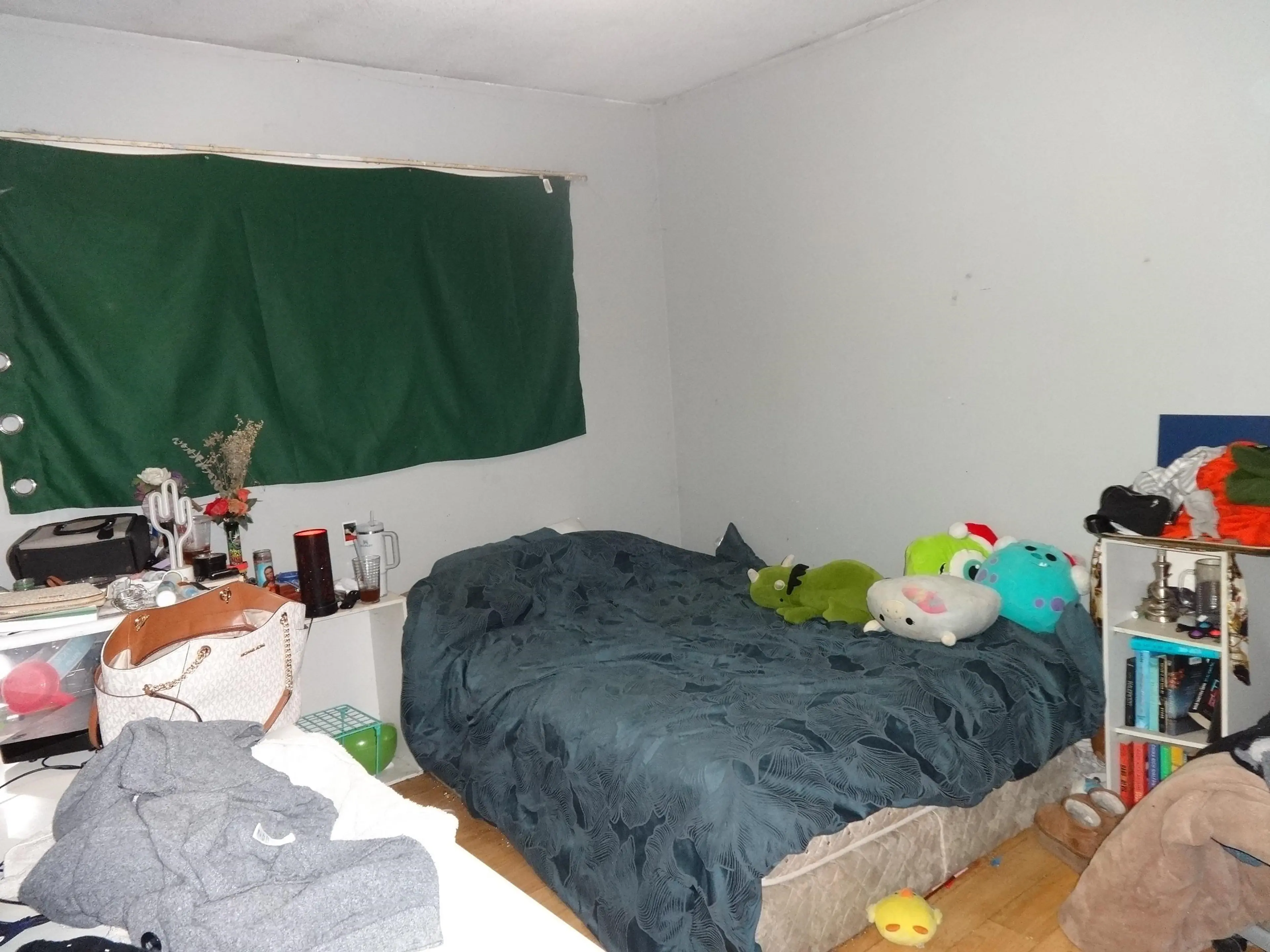 Property at 8161 WESTWOOD ROAD, Halfmoon Bay, BC