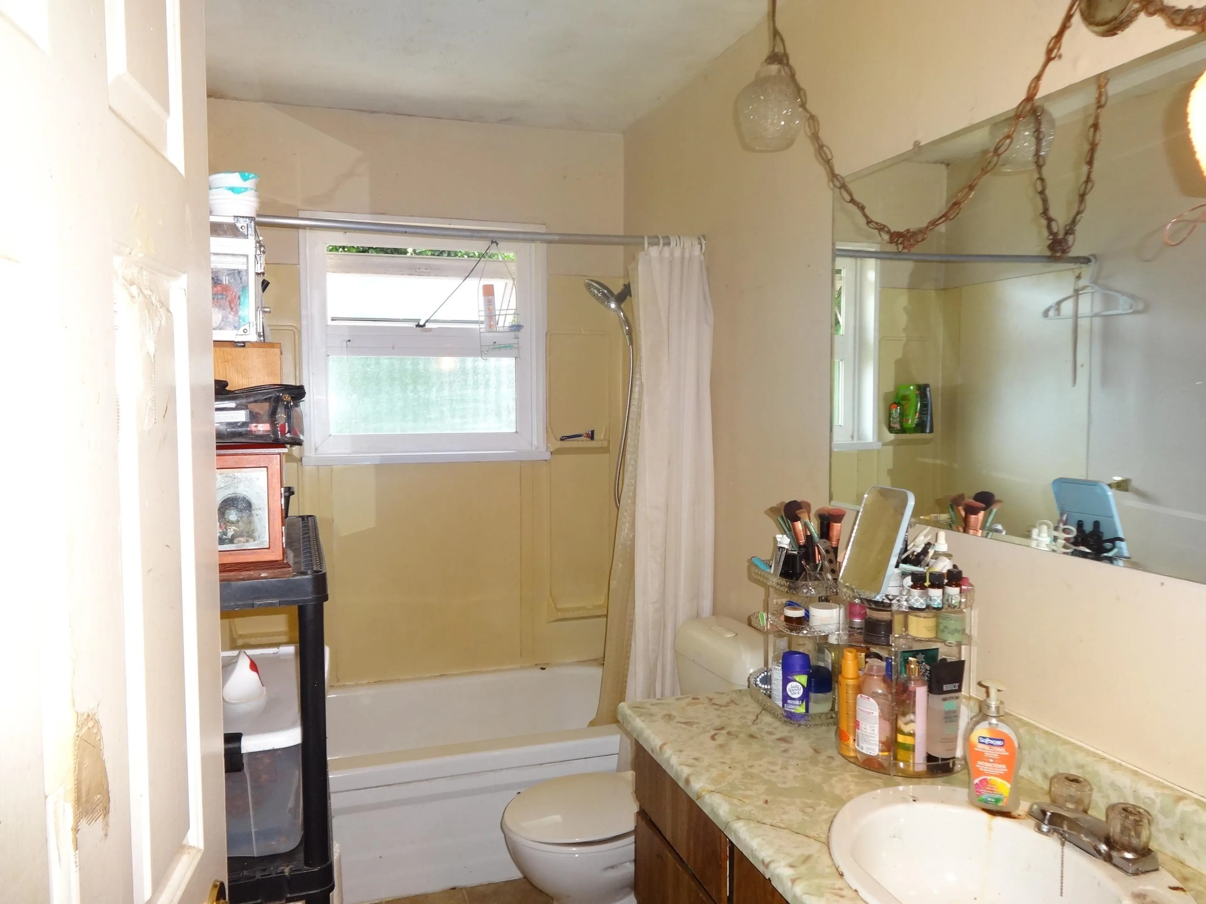 Property at 8161 WESTWOOD ROAD, Halfmoon Bay, BC