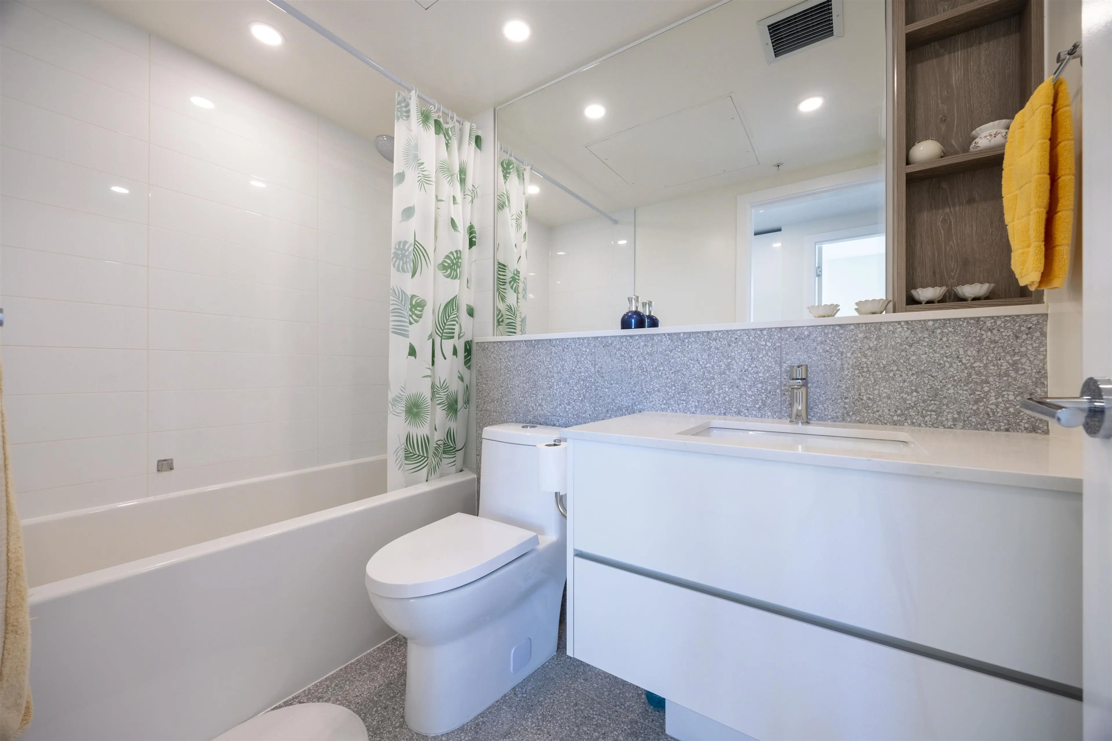 Property at #1602 10428 WHALLEY BOULEVARD, Surrey, BC