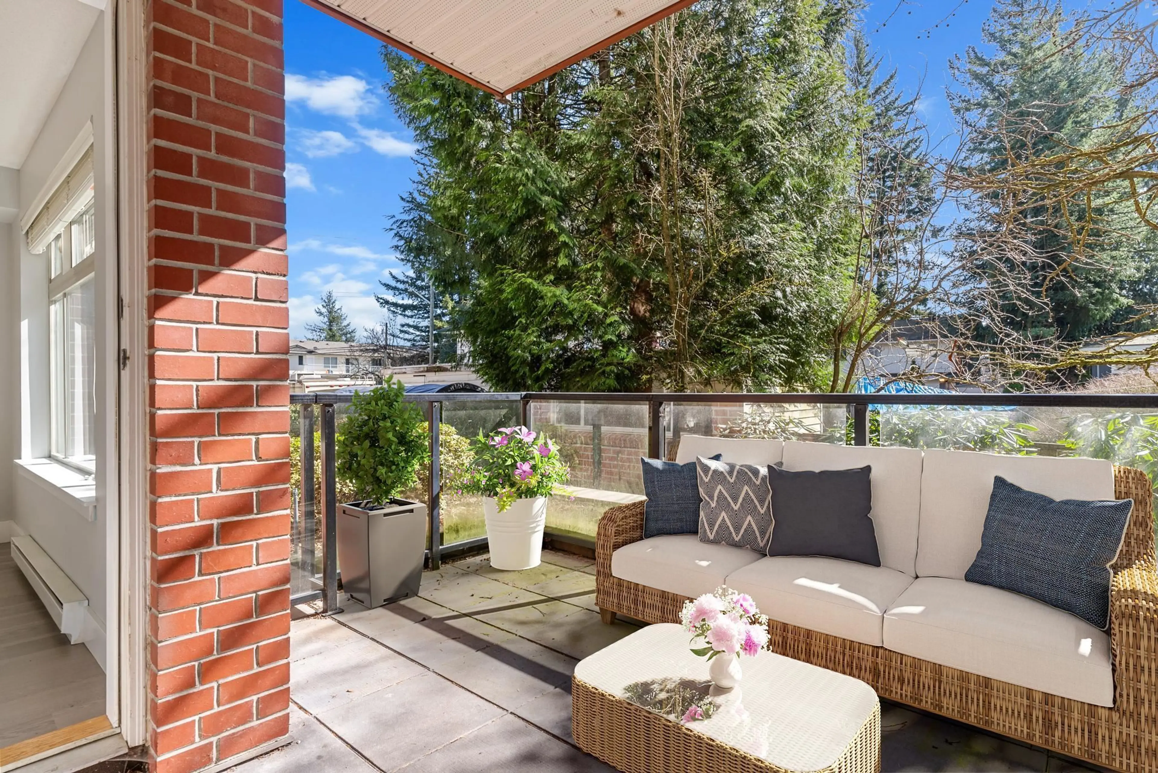 Property at #210 2233 MCKENZIE ROAD, Abbotsford, BC