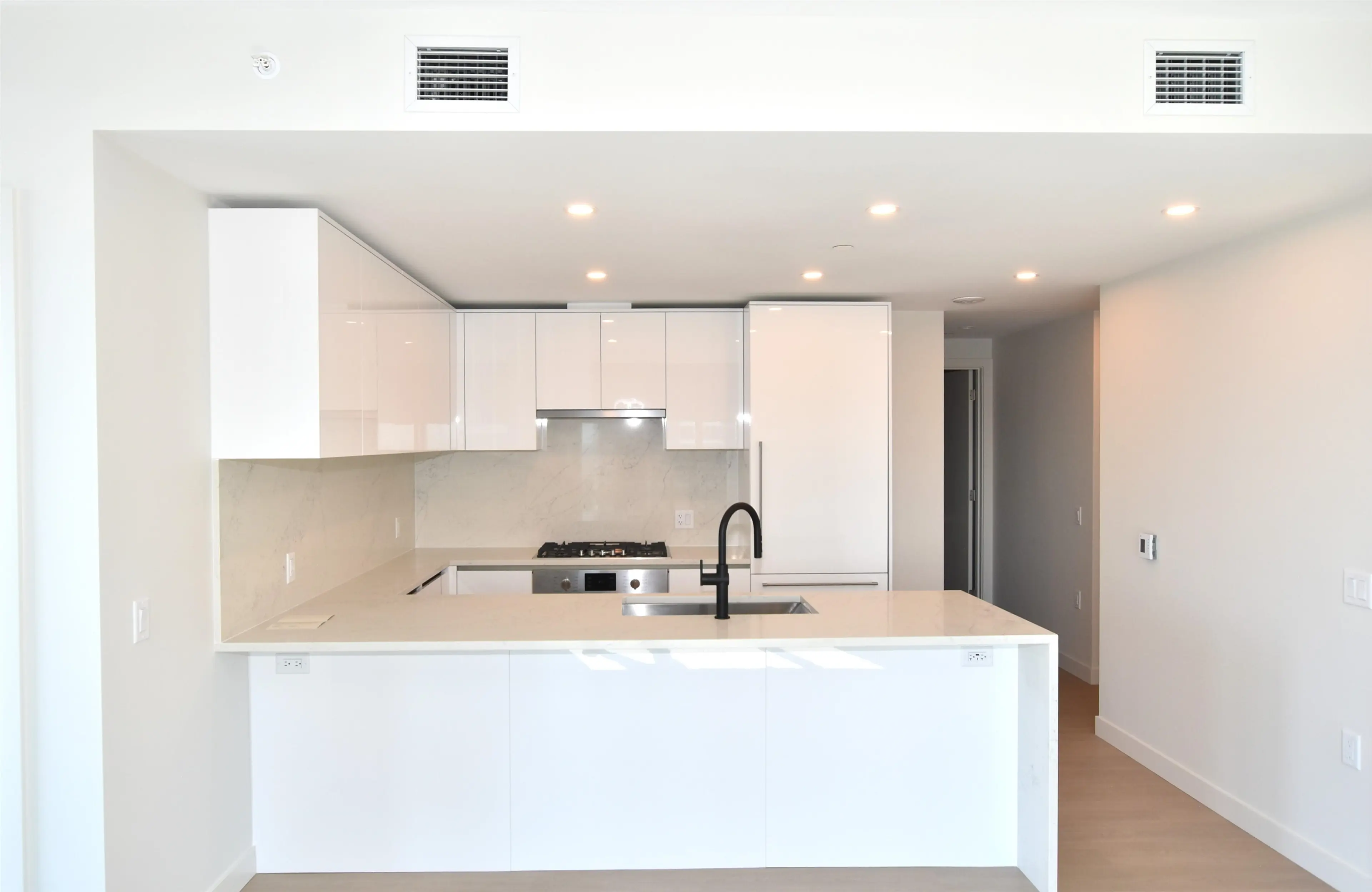 Property at #3204 5987 WILSON AVENUE, Burnaby, BC