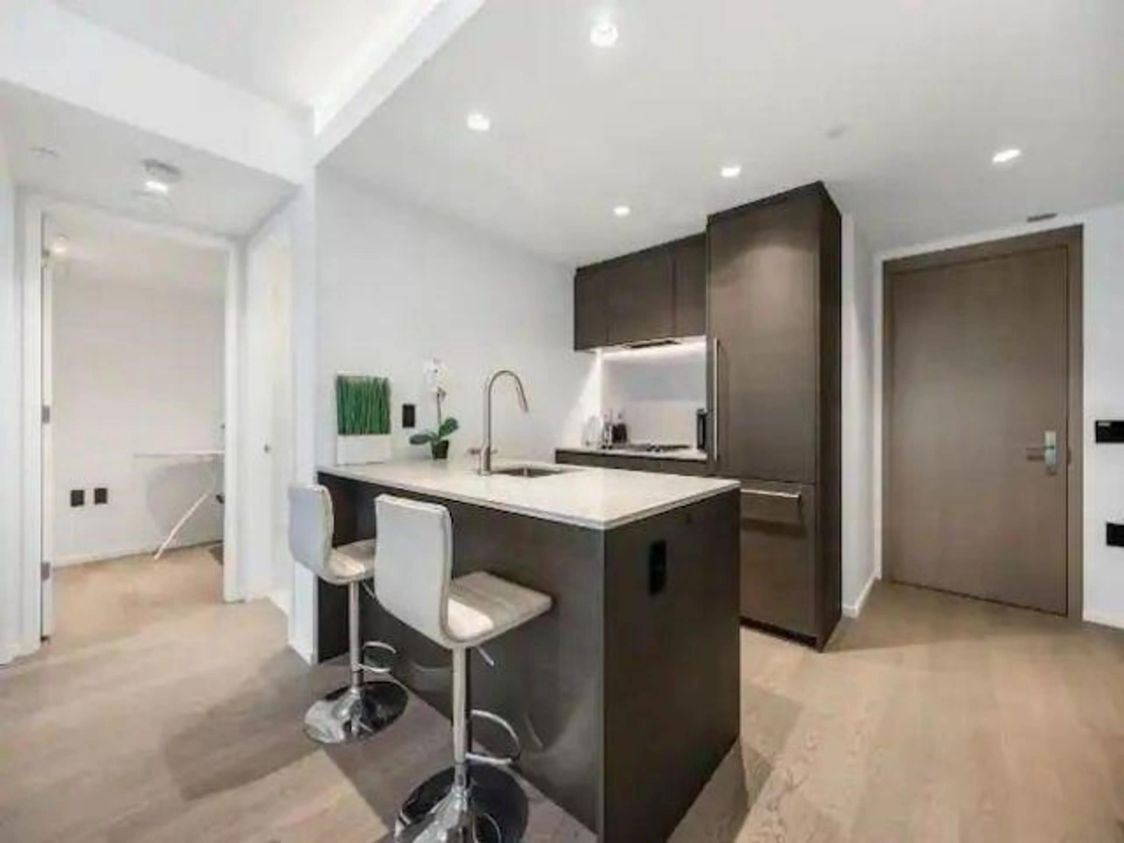 Property at #1504 1408 ROBSON STREET, Vancouver, BC