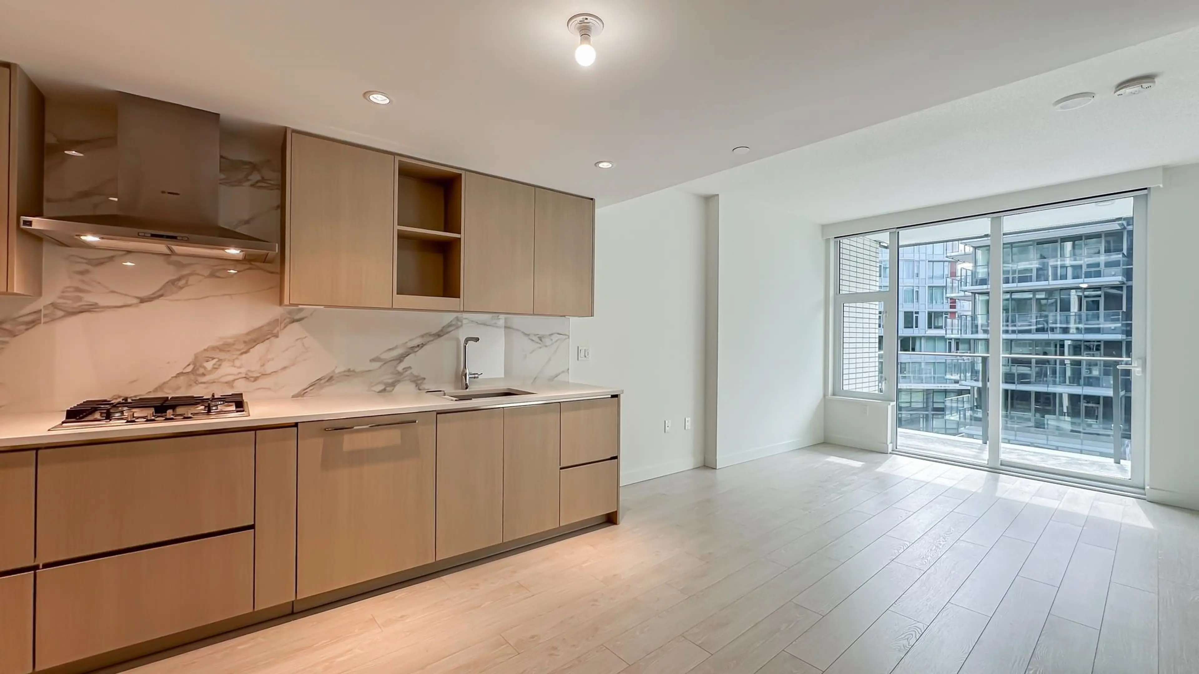 Property at #886 8671 HAZELBRIDGE WAY, Richmond, BC