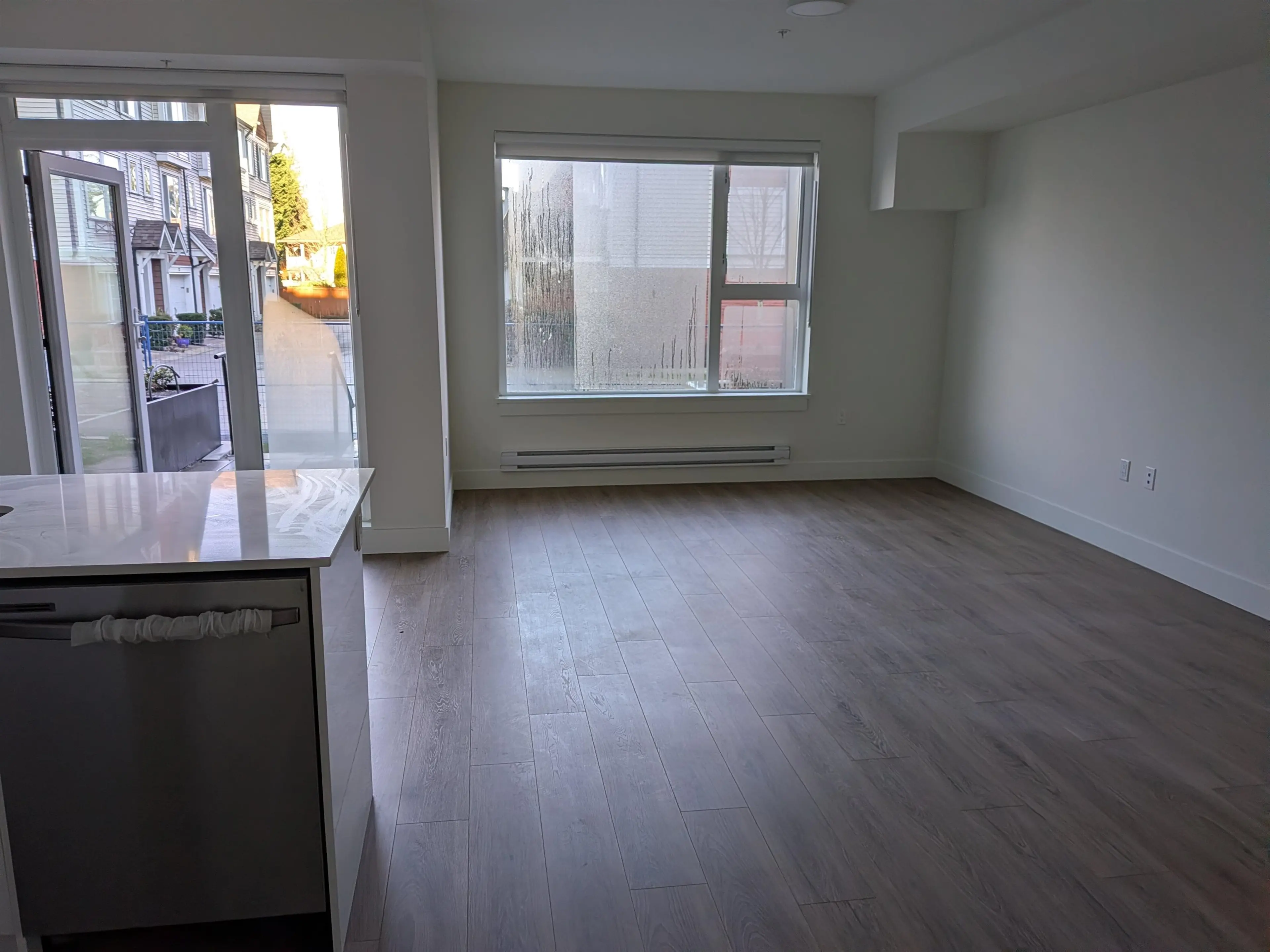 Property at #112 15739 FRASER HIGHWAY, Surrey, BC