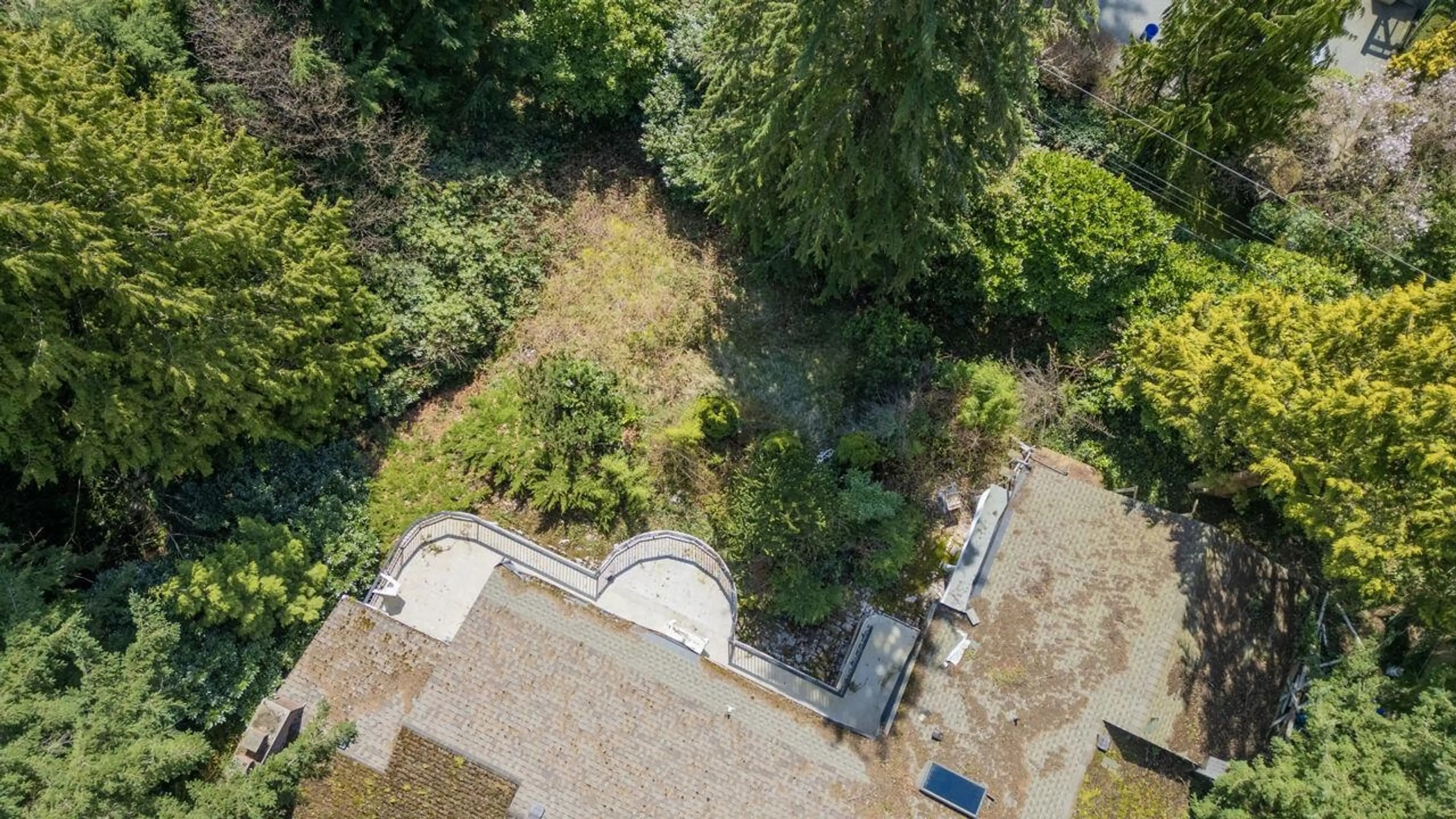 Property at 764 EYREMOUNT DRIVE, West Vancouver, BC