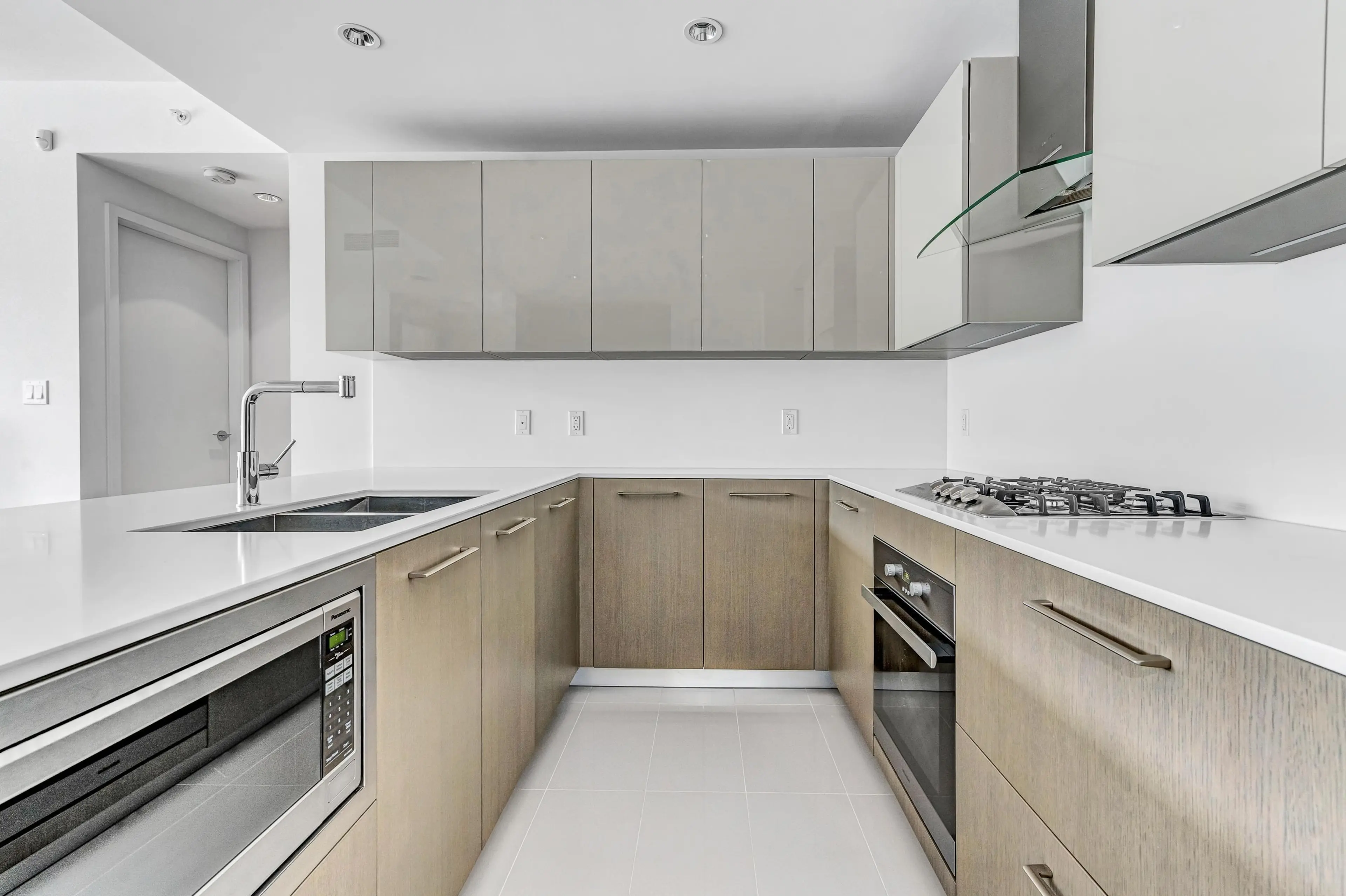 Property at #611 6633 PEARSON WAY, Richmond, BC