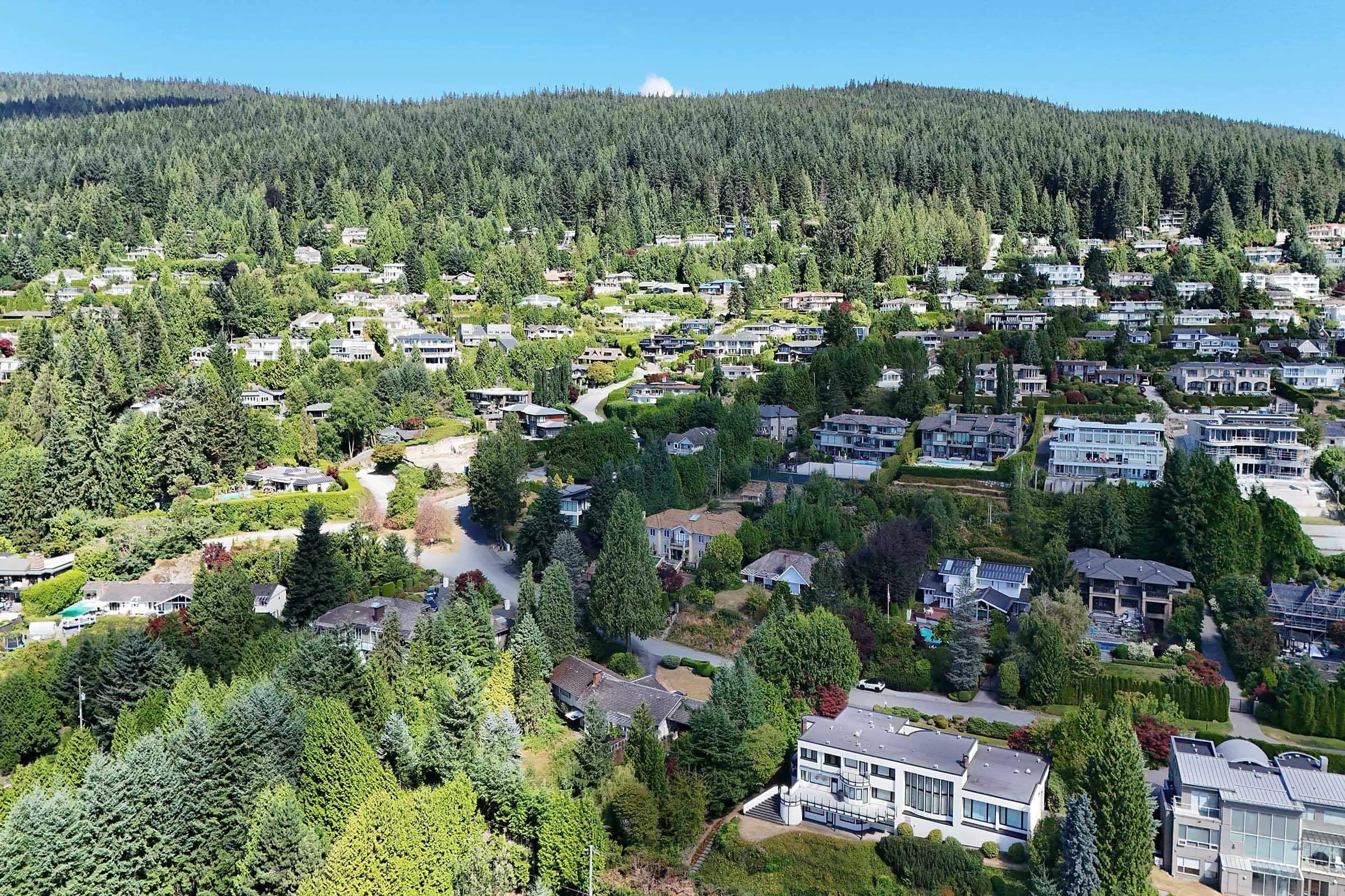 Property at 1084 GROVELAND ROAD, West Vancouver, BC