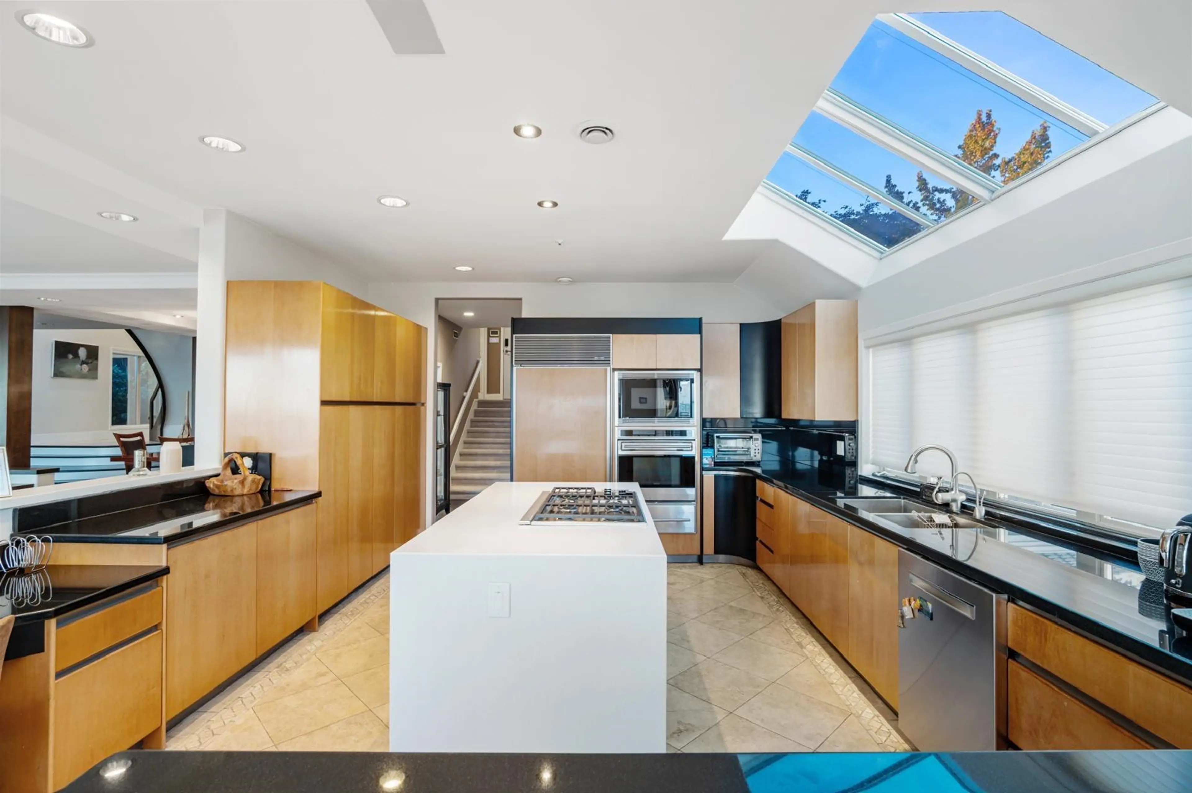 Property at 1526 CHIPPENDALE COURT, West Vancouver, BC