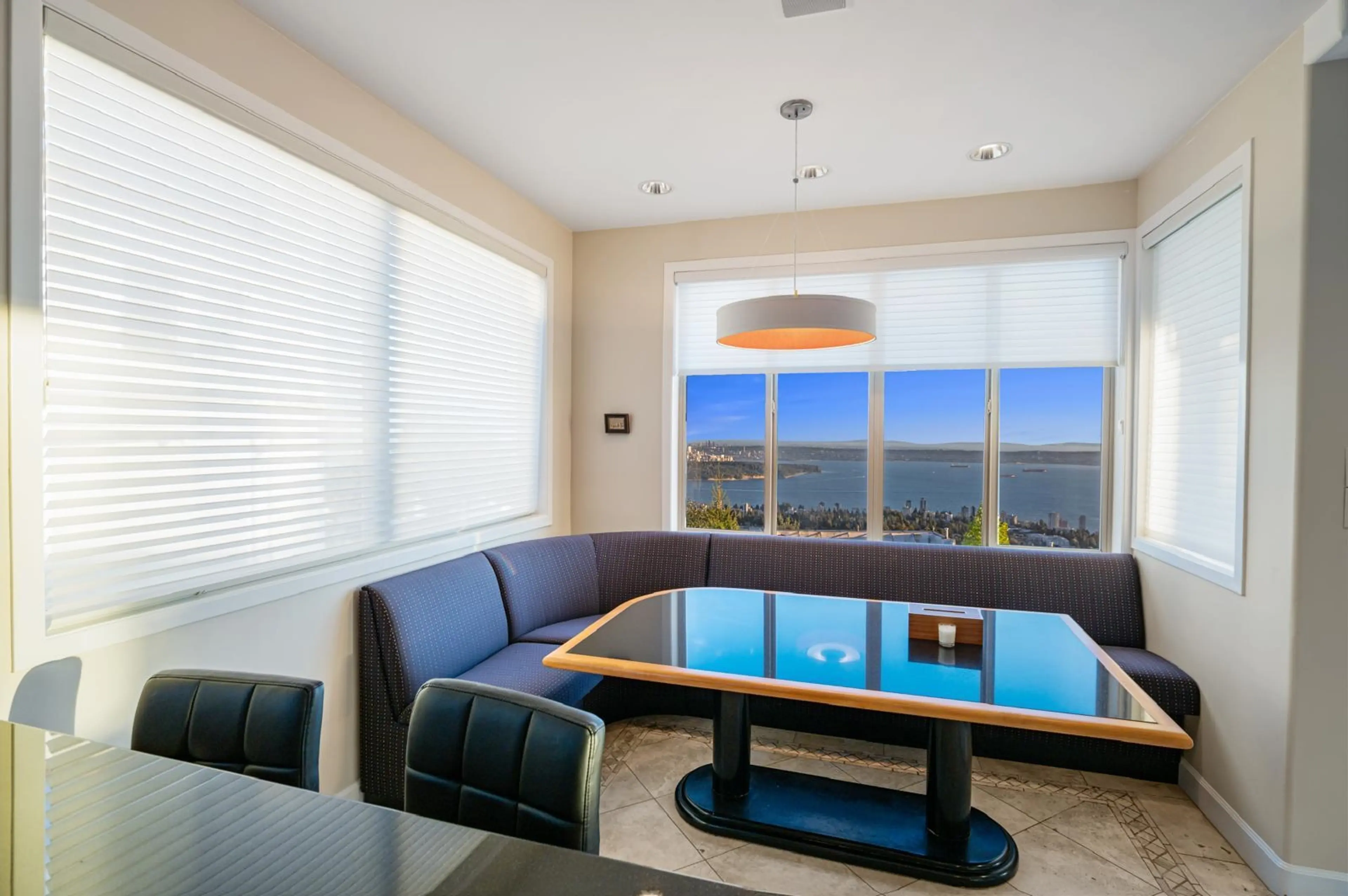 Property at 1526 CHIPPENDALE COURT, West Vancouver, BC