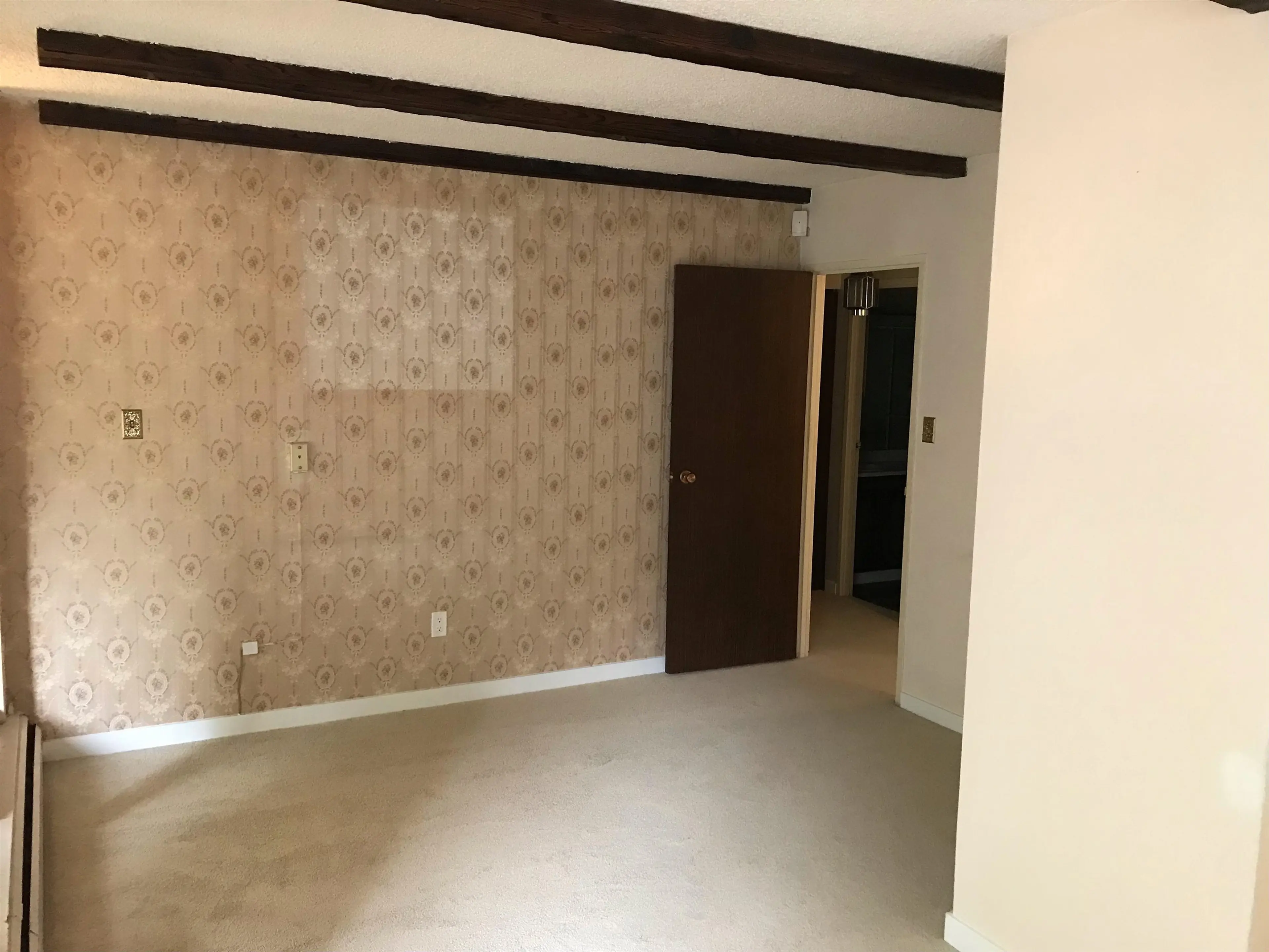 Property at #104 620 SEVENTH AVENUE, New Westminster, BC