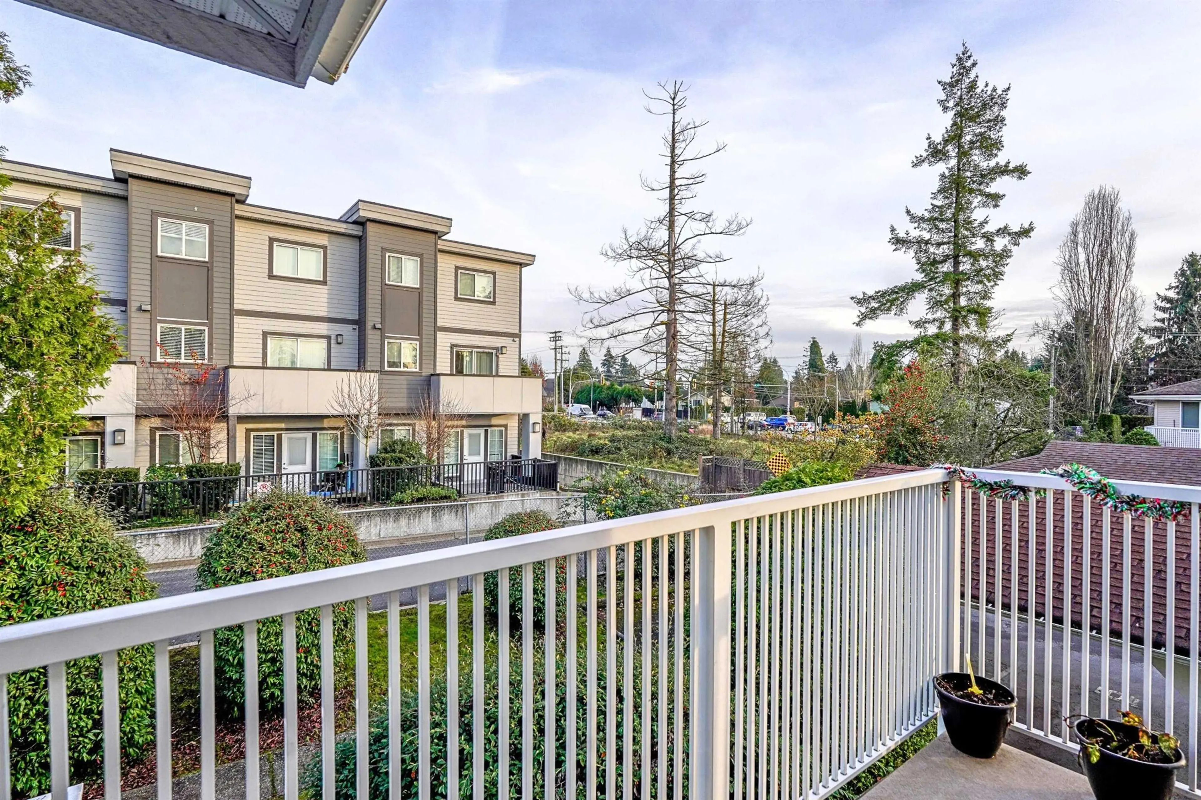 Property at #407 13963 72 AVENUE, Surrey, BC