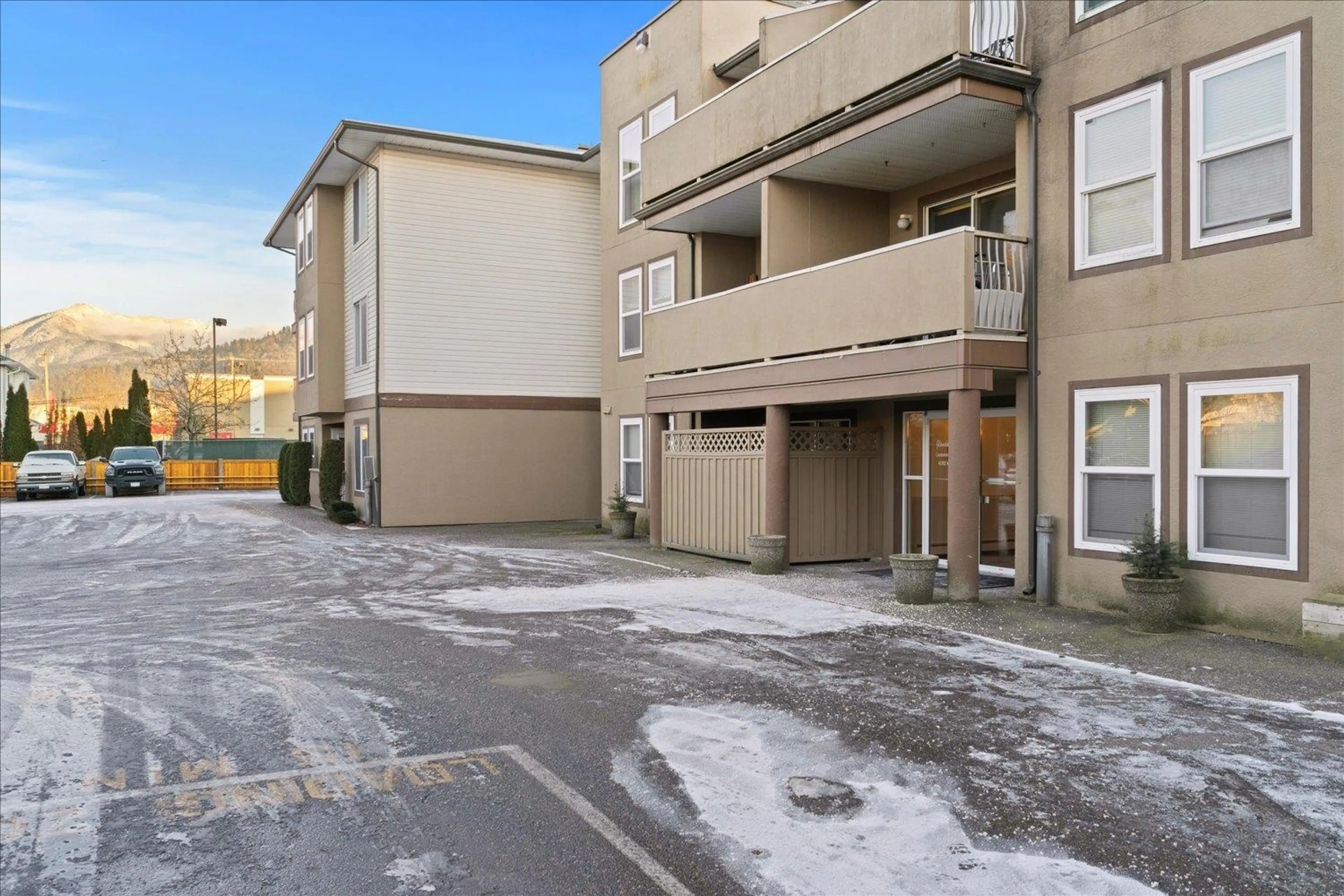 Property at #208 45702 WATSON ROAD, Chilliwack, BC