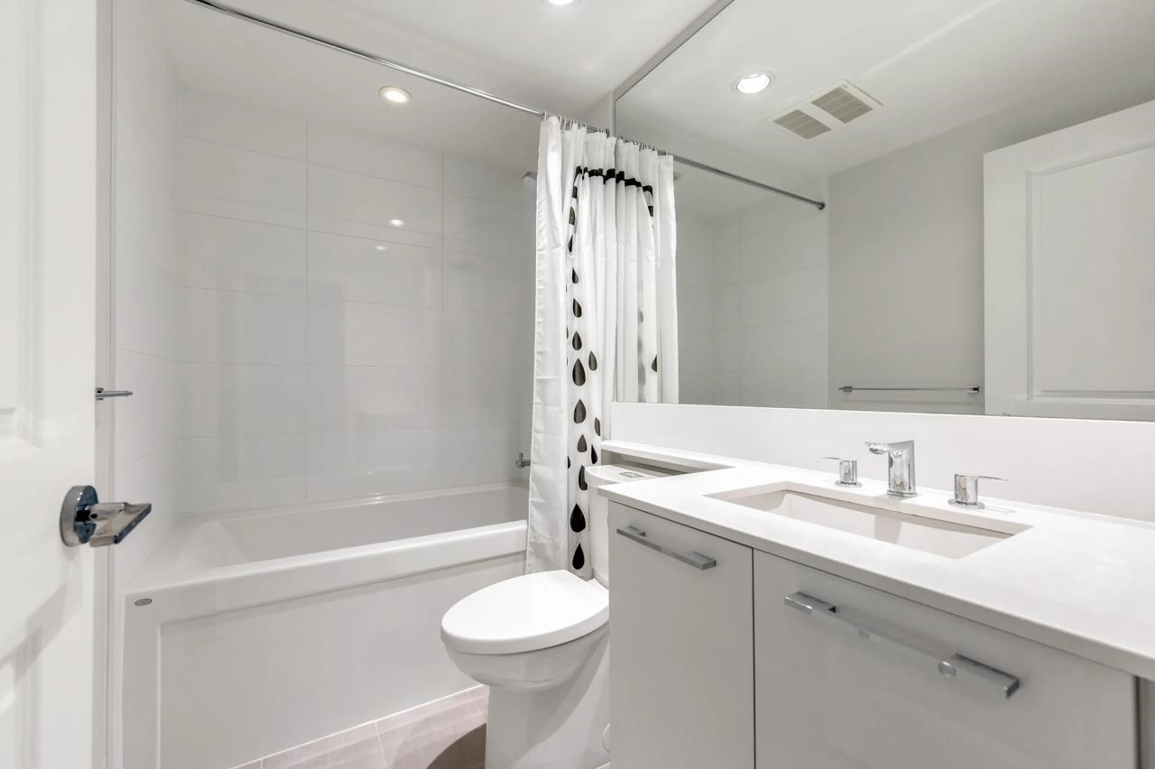 Property at #2406 6700 DUNBLANE AVENUE, Burnaby, BC