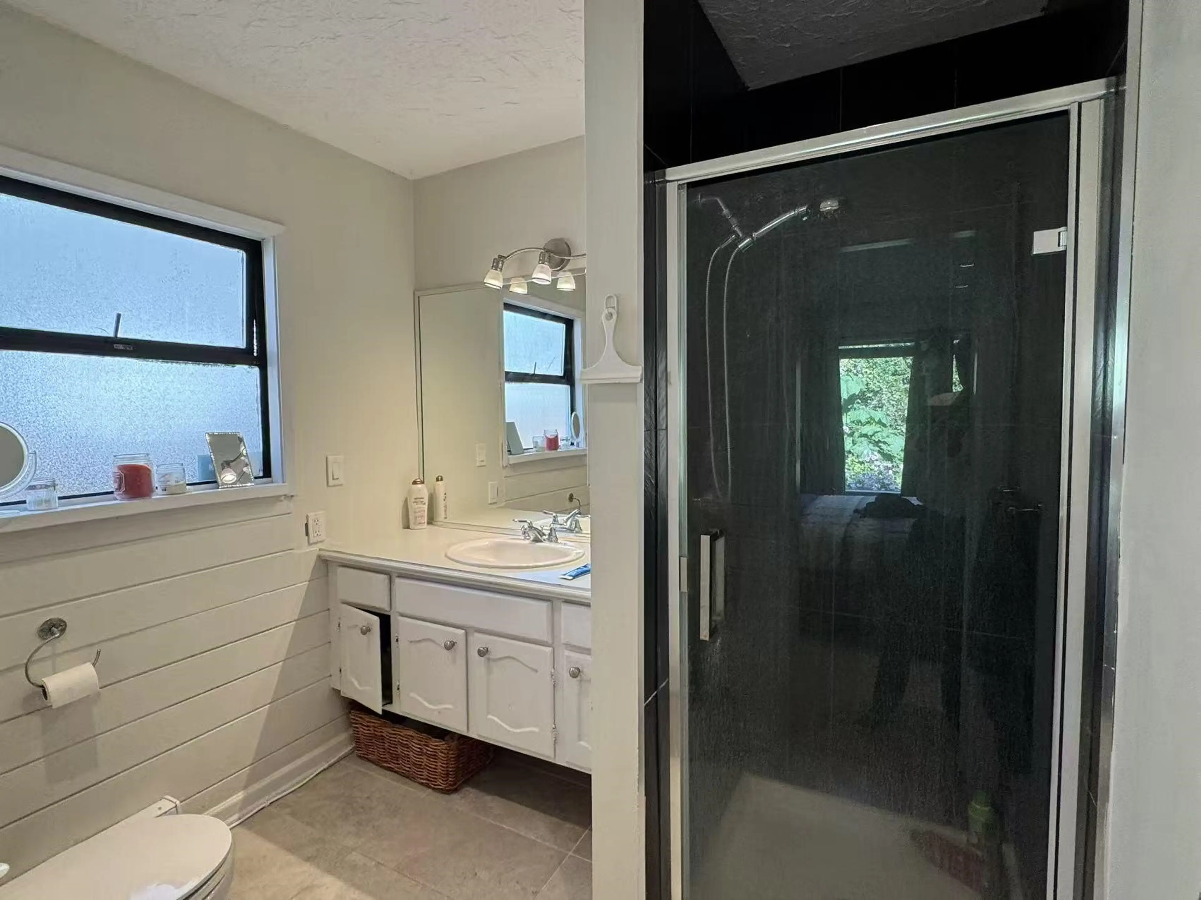 Property at 14181 MALABAR AVENUE, White Rock, BC