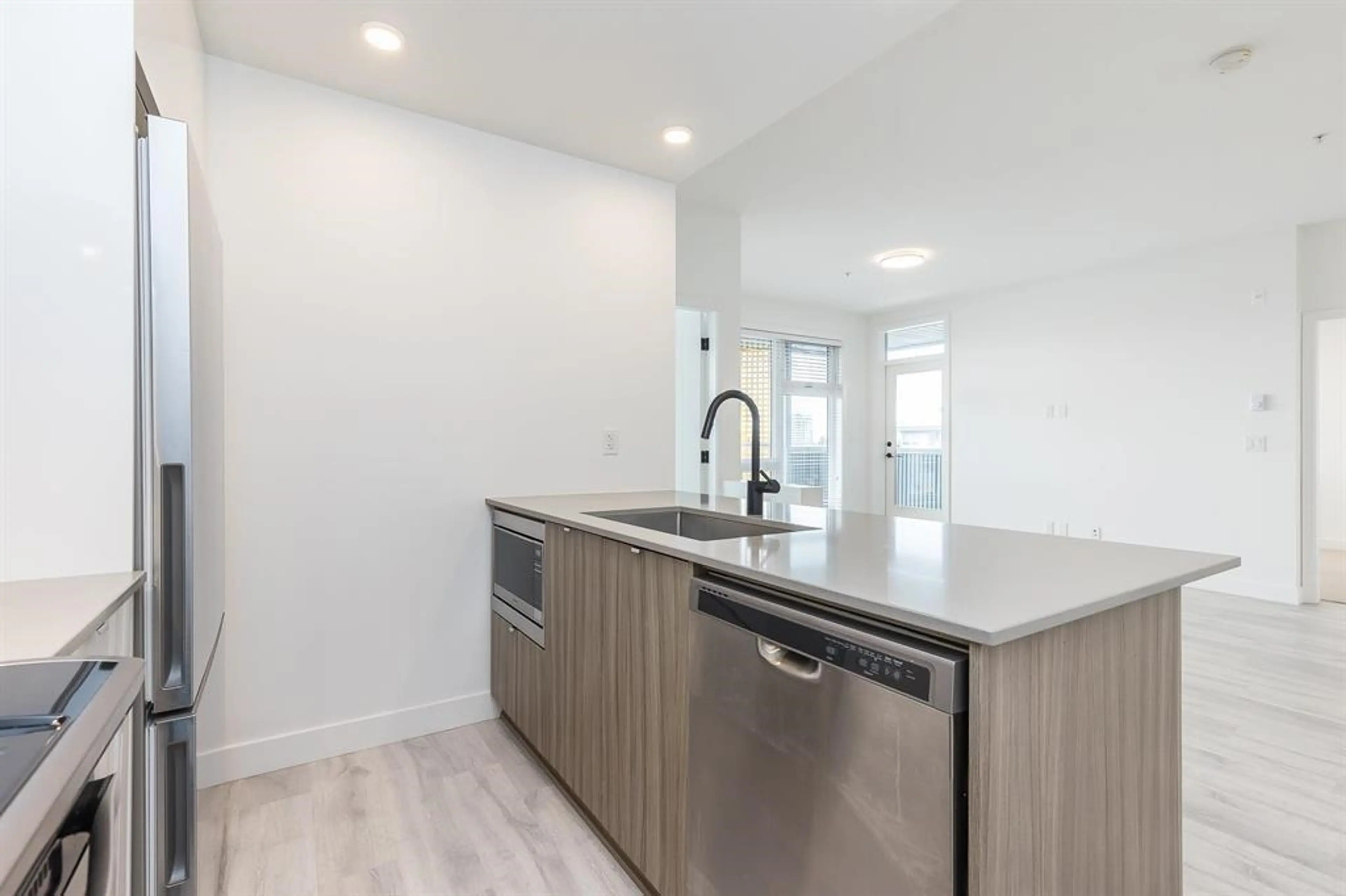 Property at #606 32828 LANDEAU PLACE, Abbotsford, BC