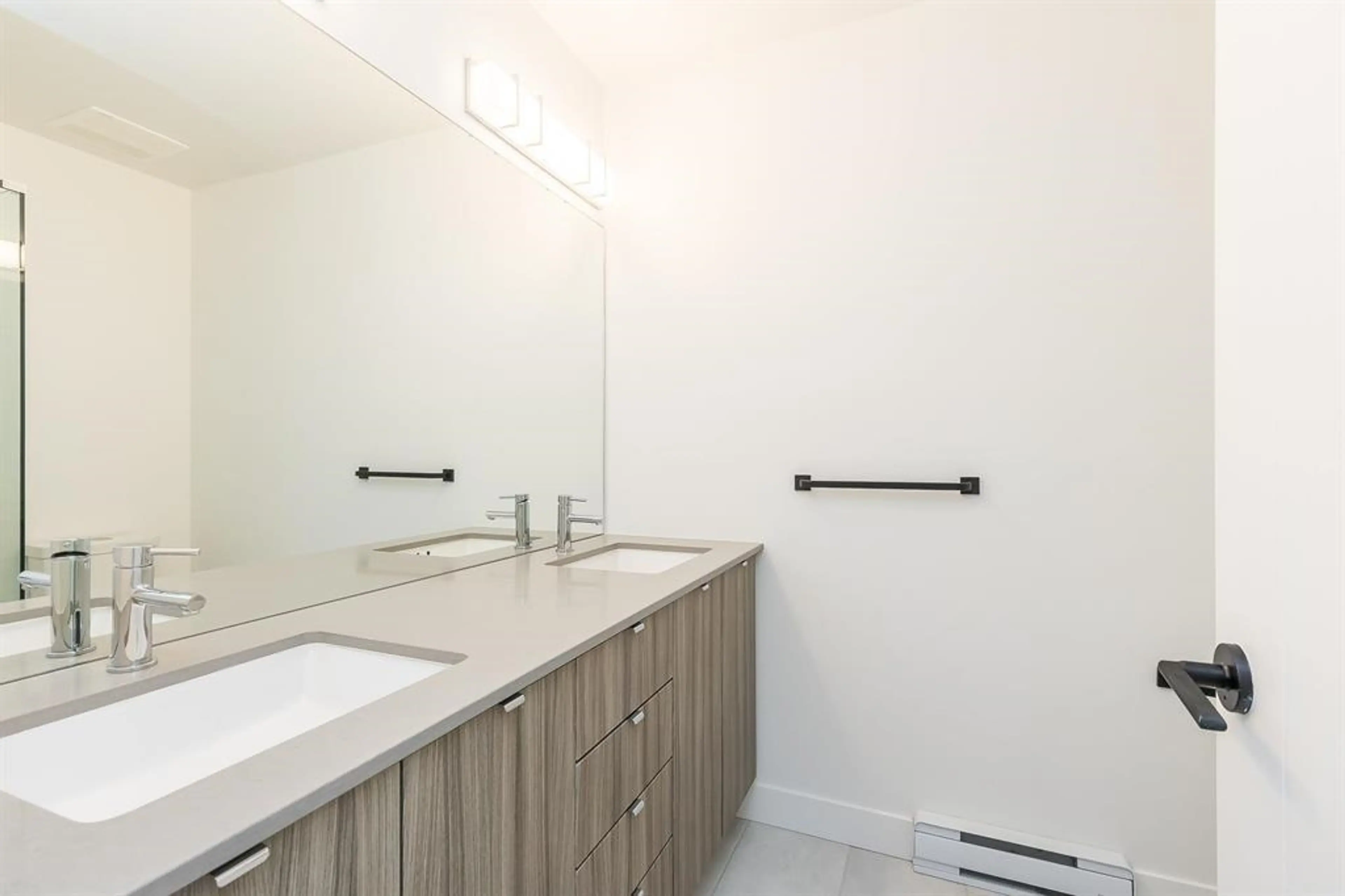 Property at #606 32828 LANDEAU PLACE, Abbotsford, BC