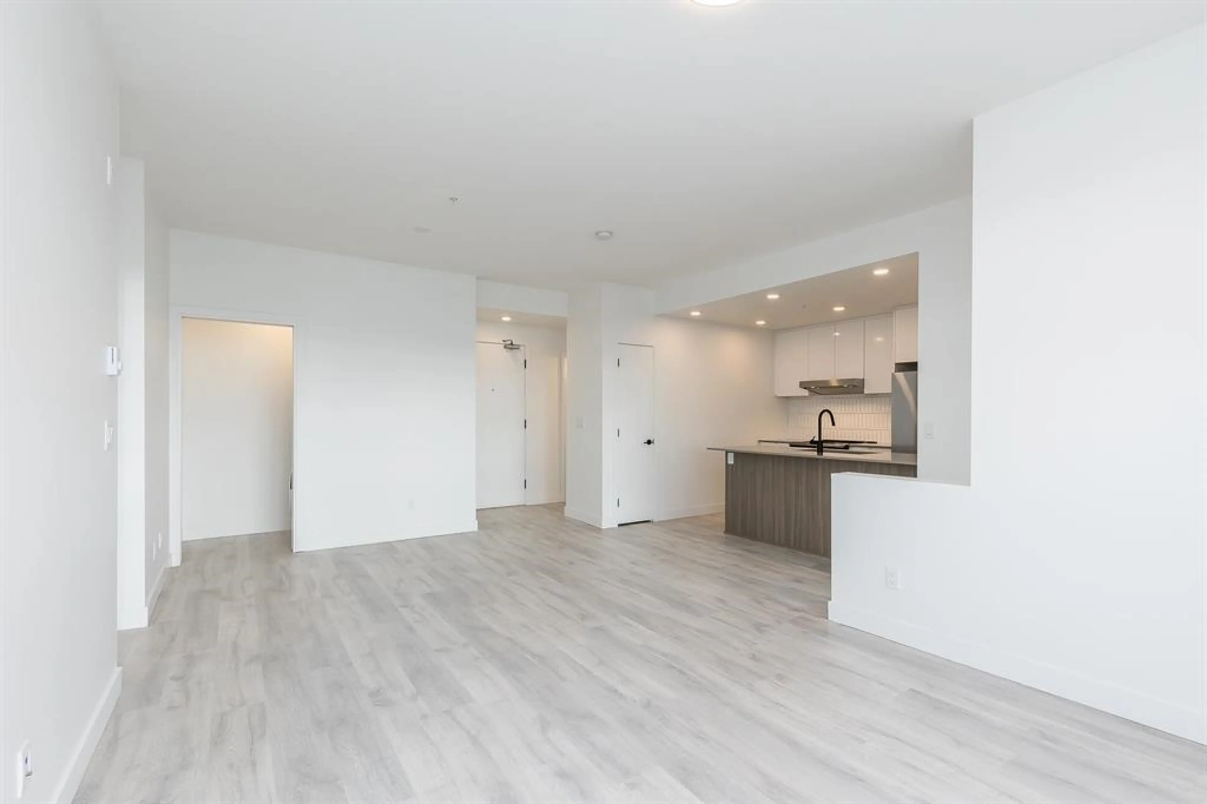 Property at #606 32828 LANDEAU PLACE, Abbotsford, BC