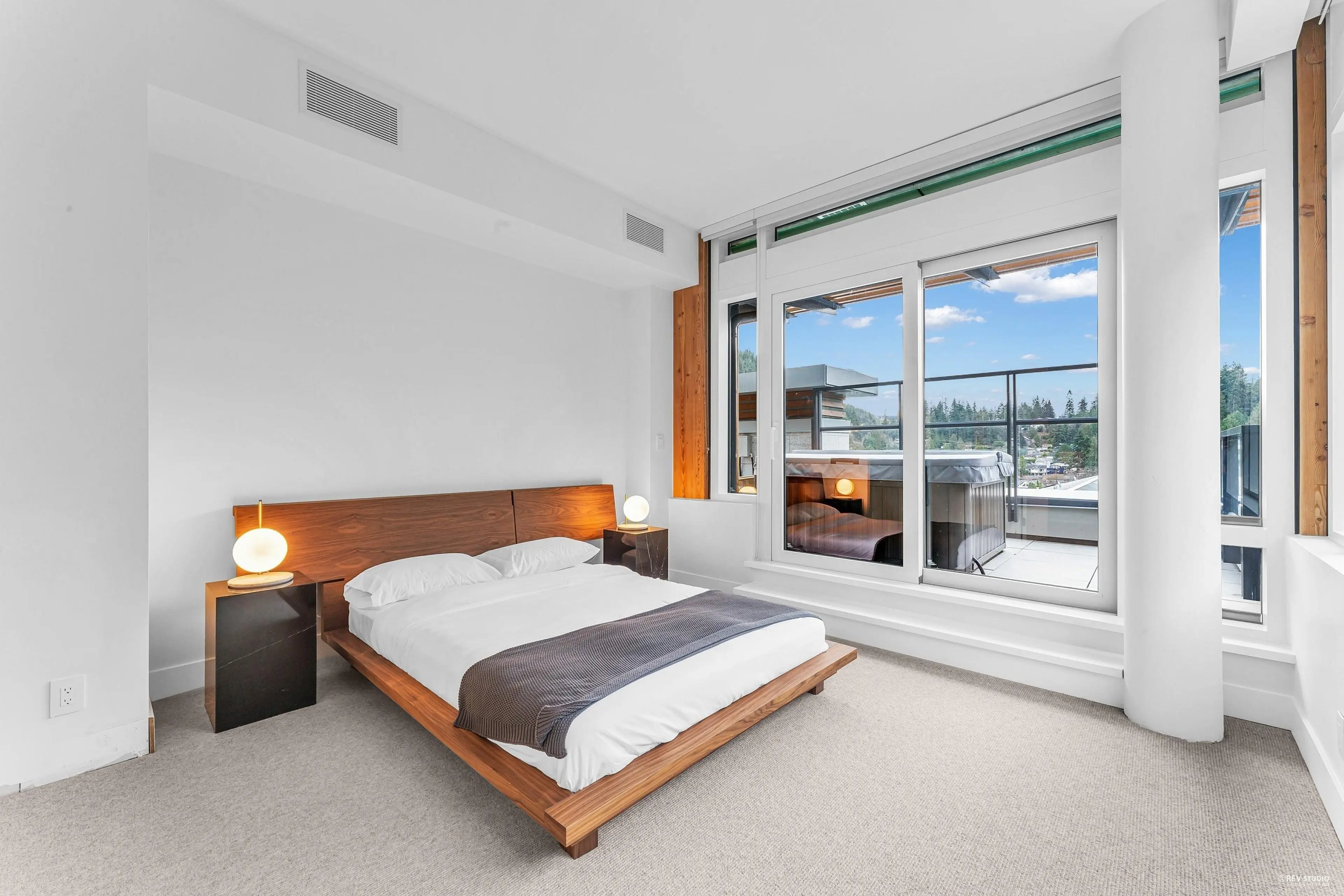 Property at #1002 6707 NELSON AVENUE, West Vancouver, BC