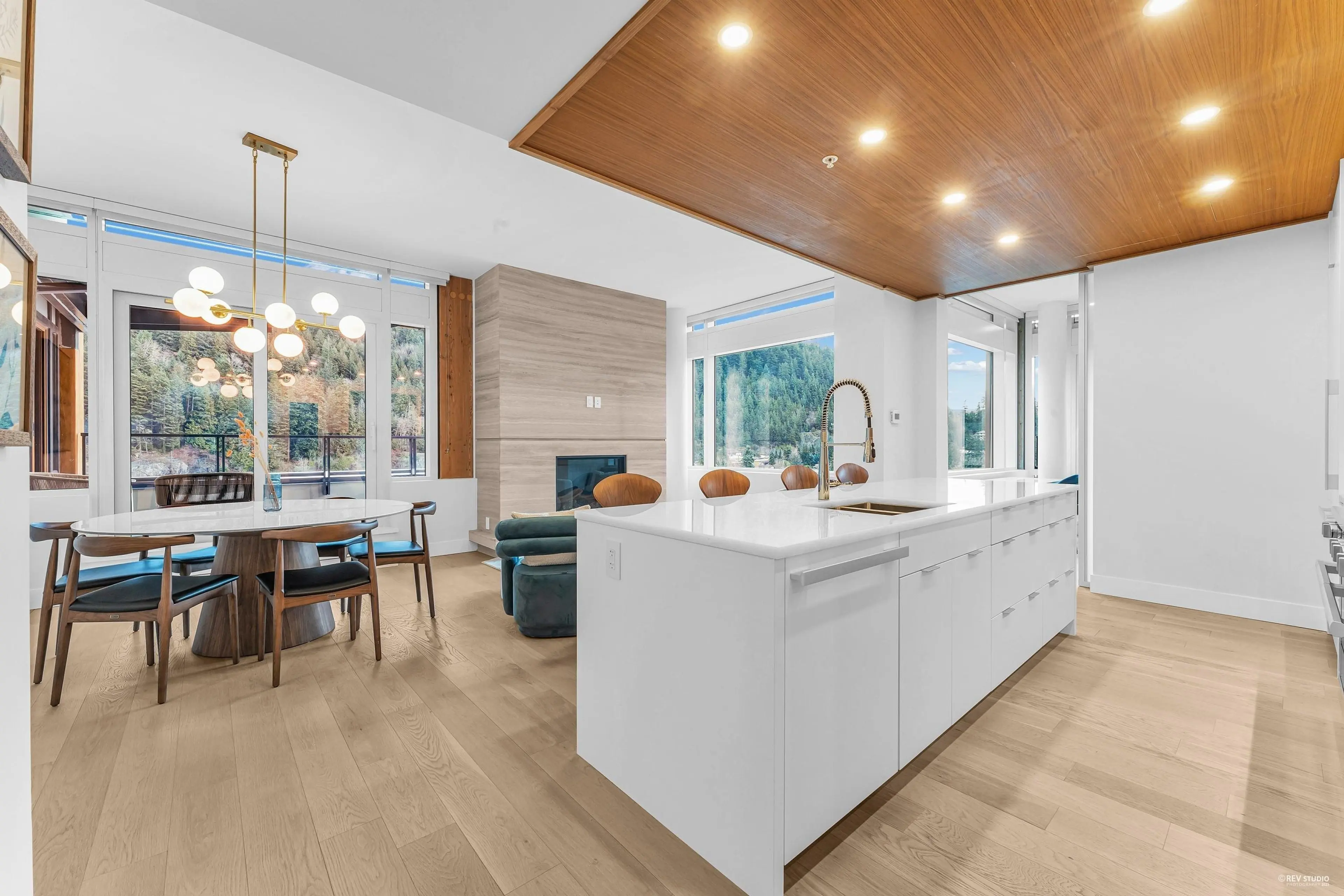 Property at #1002 6707 NELSON AVENUE, West Vancouver, BC