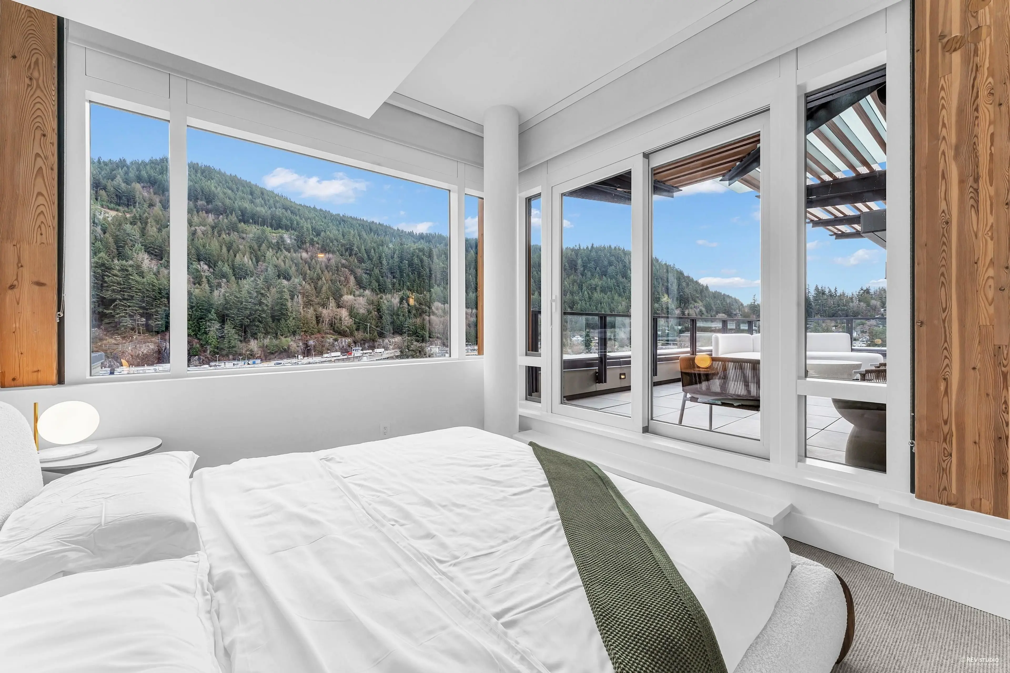 Property at #1002 6707 NELSON AVENUE, West Vancouver, BC