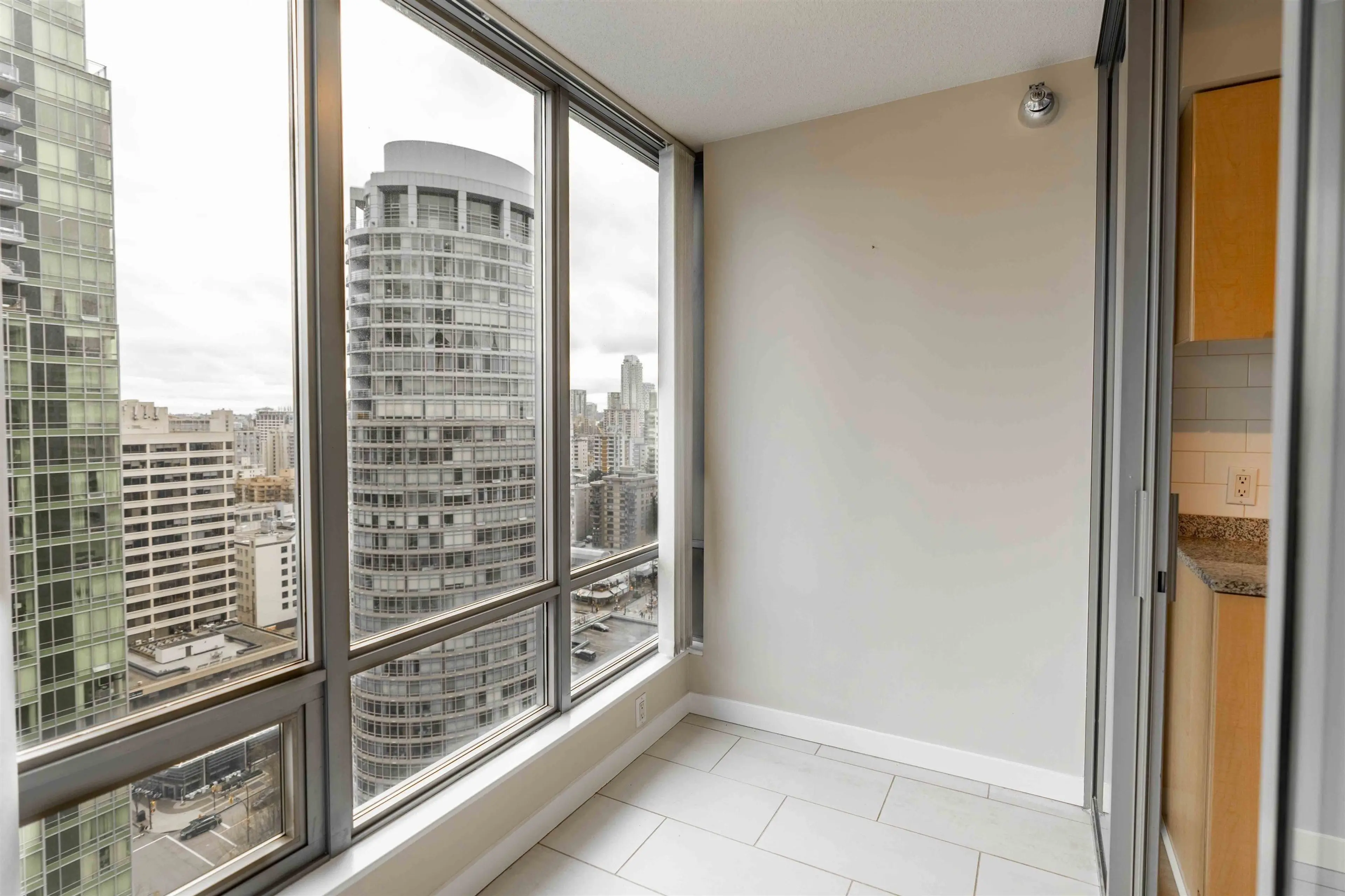 Property at #2504 1288 W GEORGIA STREET, Vancouver, BC