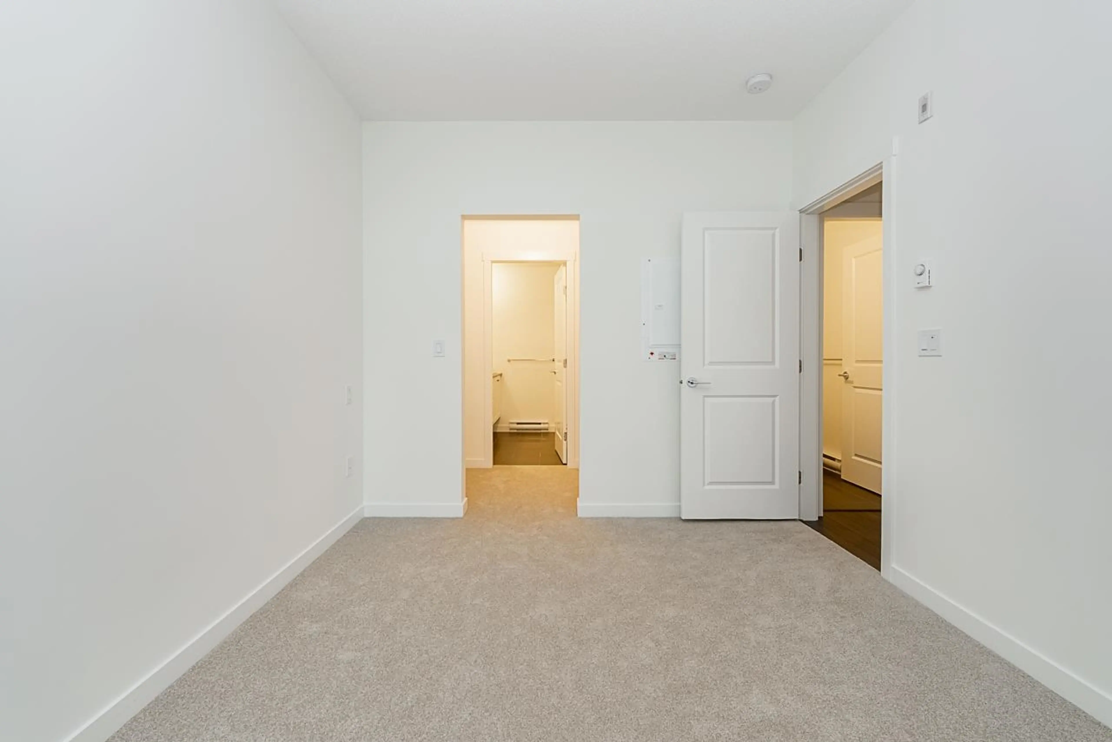 Property at #506 15738 85 AVENUE, Surrey, BC