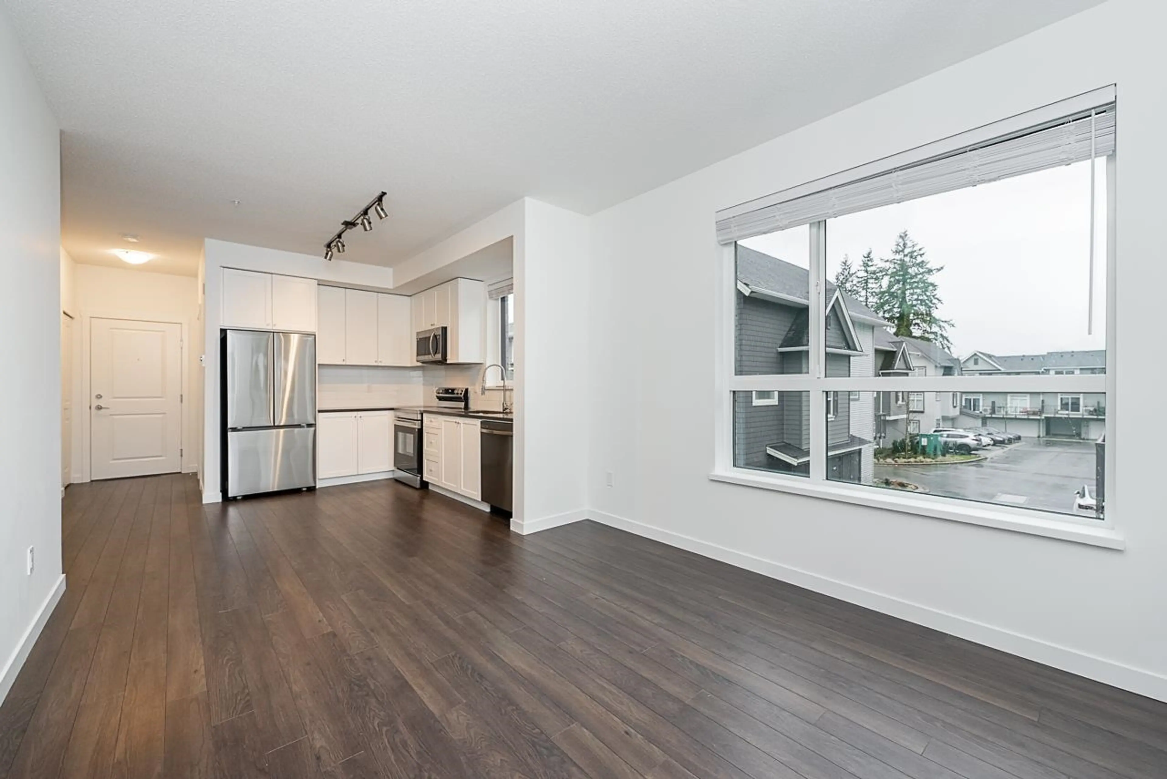 Property at #506 15738 85 AVENUE, Surrey, BC