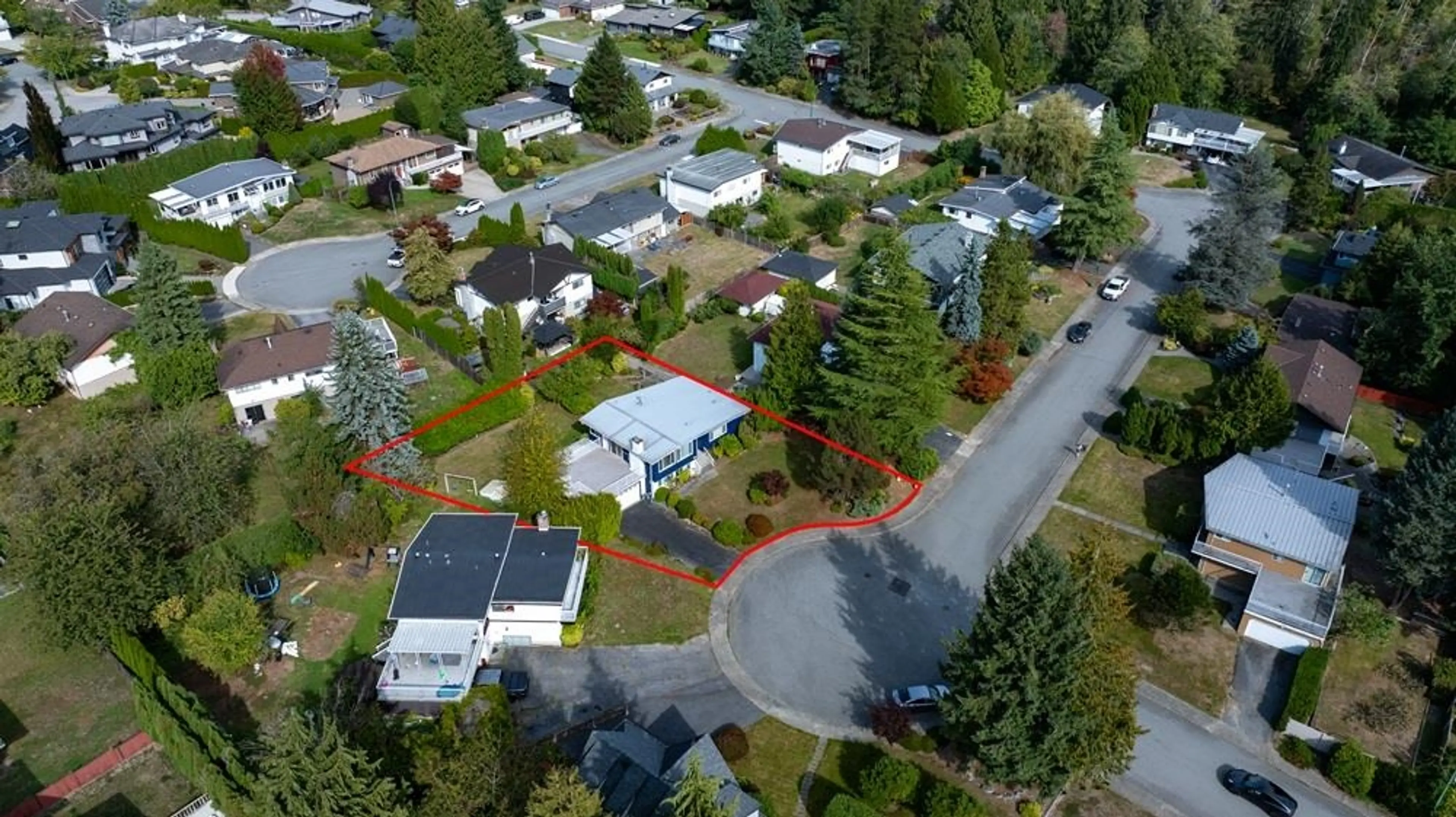 Property at 3345 CARDINAL DRIVE, Burnaby, BC